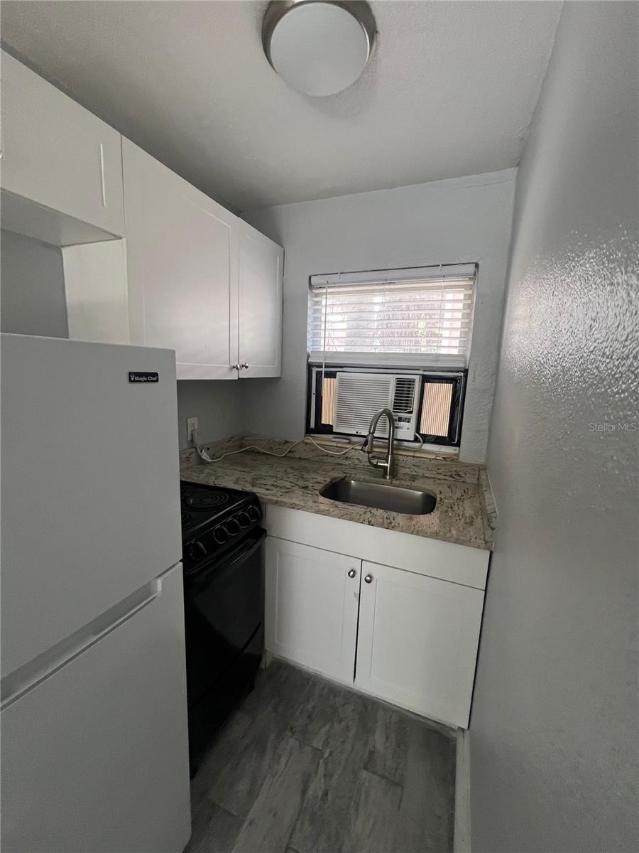 649 7TH AVENUE N, St Petersburg, FL 33701