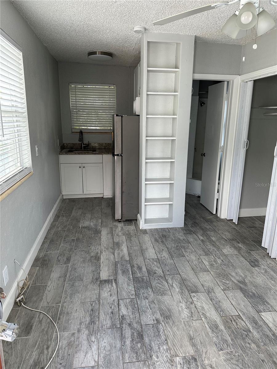 649 7TH AVENUE N, St Petersburg, FL 33701