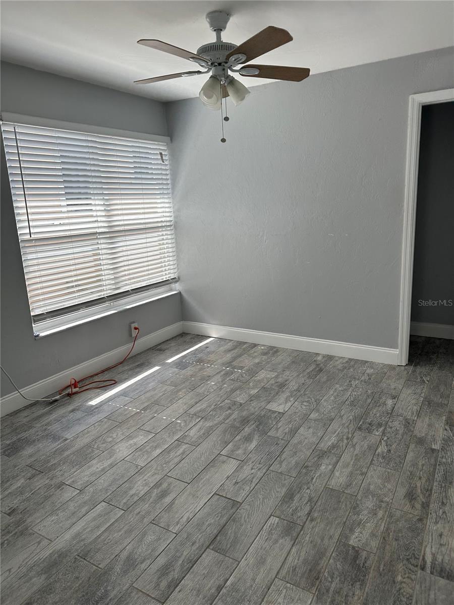 649 7TH AVENUE N, St Petersburg, FL 33701