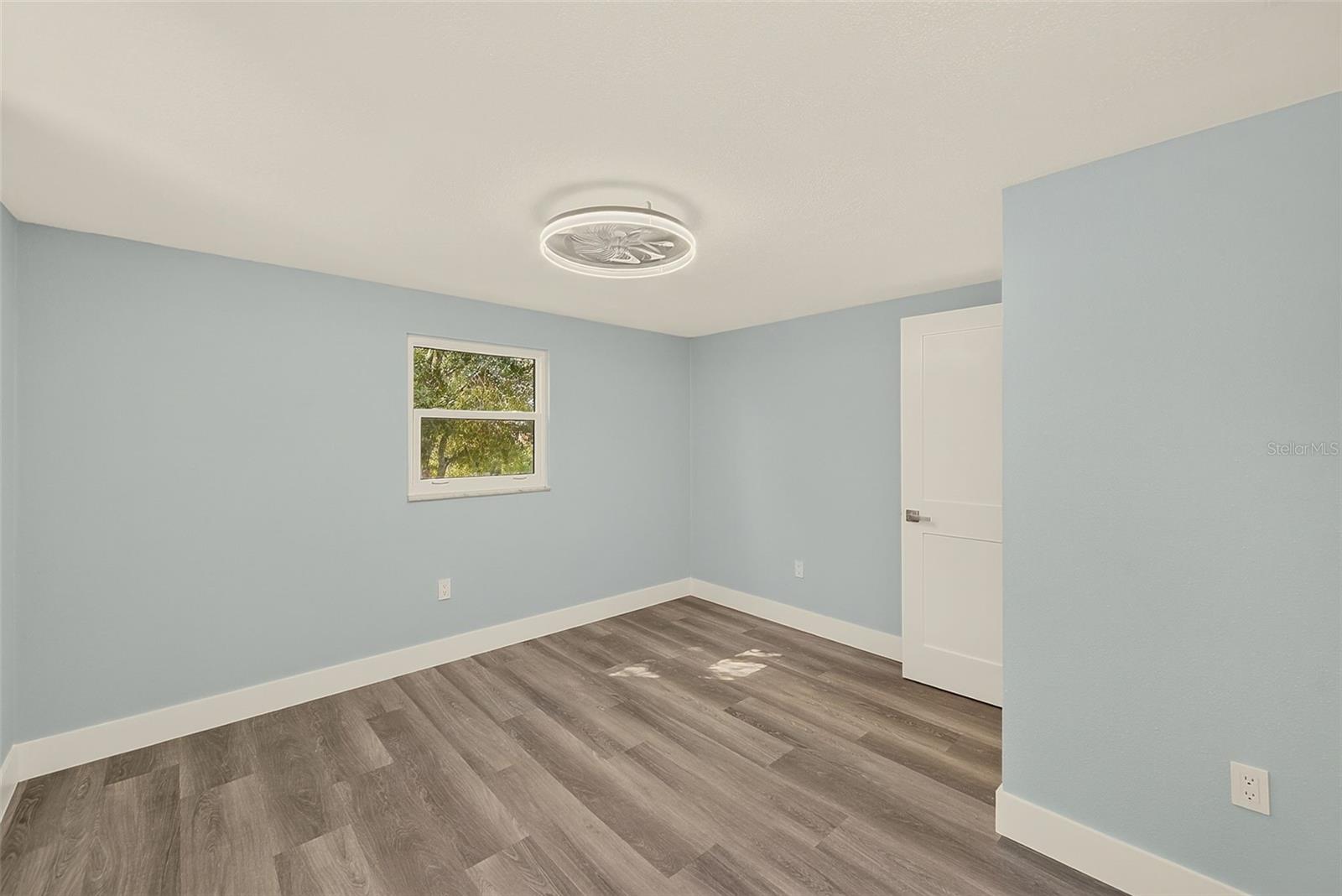 1595 OAK LANE, Clearwater, FL 33764