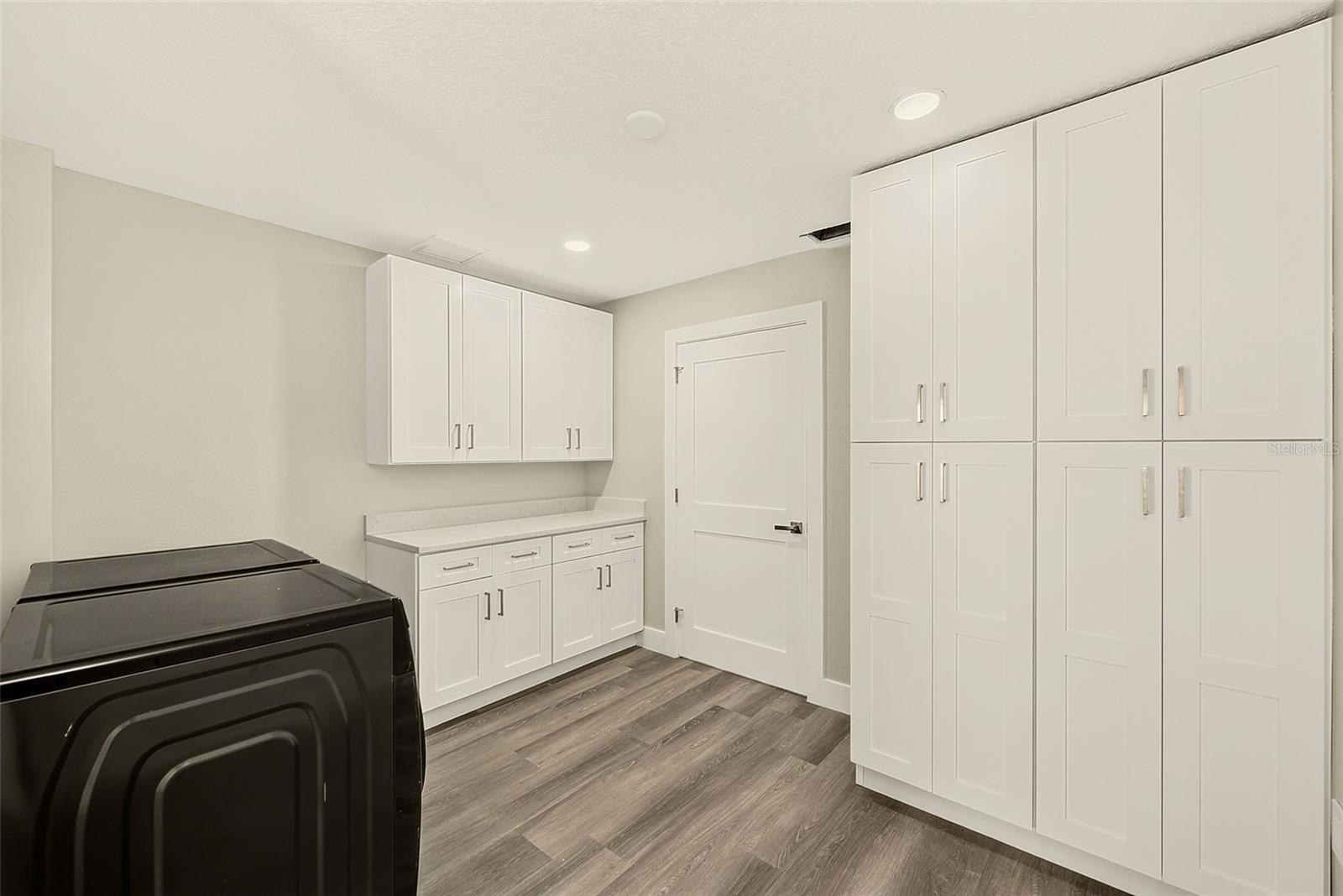 1595 OAK LANE, Clearwater, FL 33764
