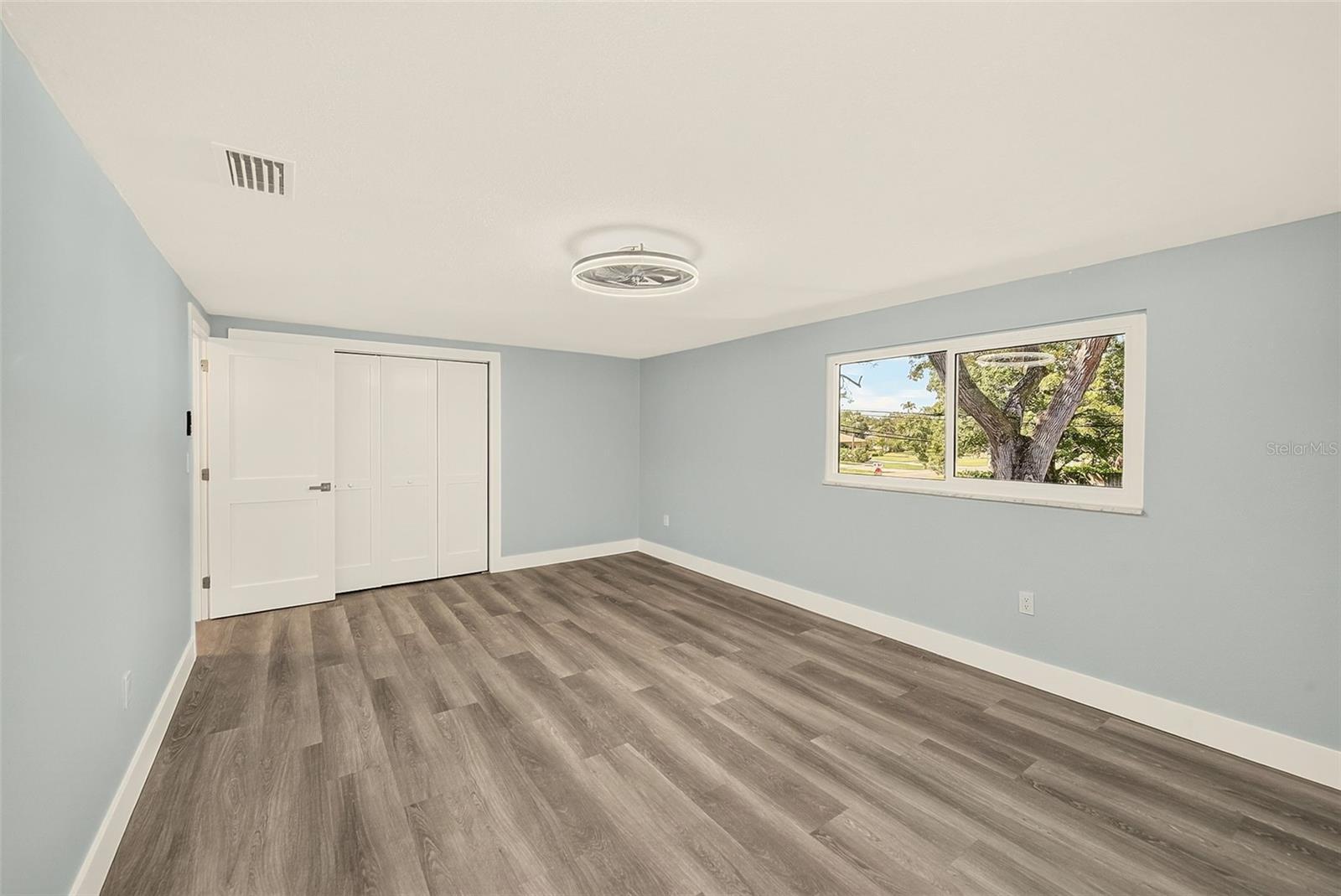 1595 OAK LANE, Clearwater, FL 33764