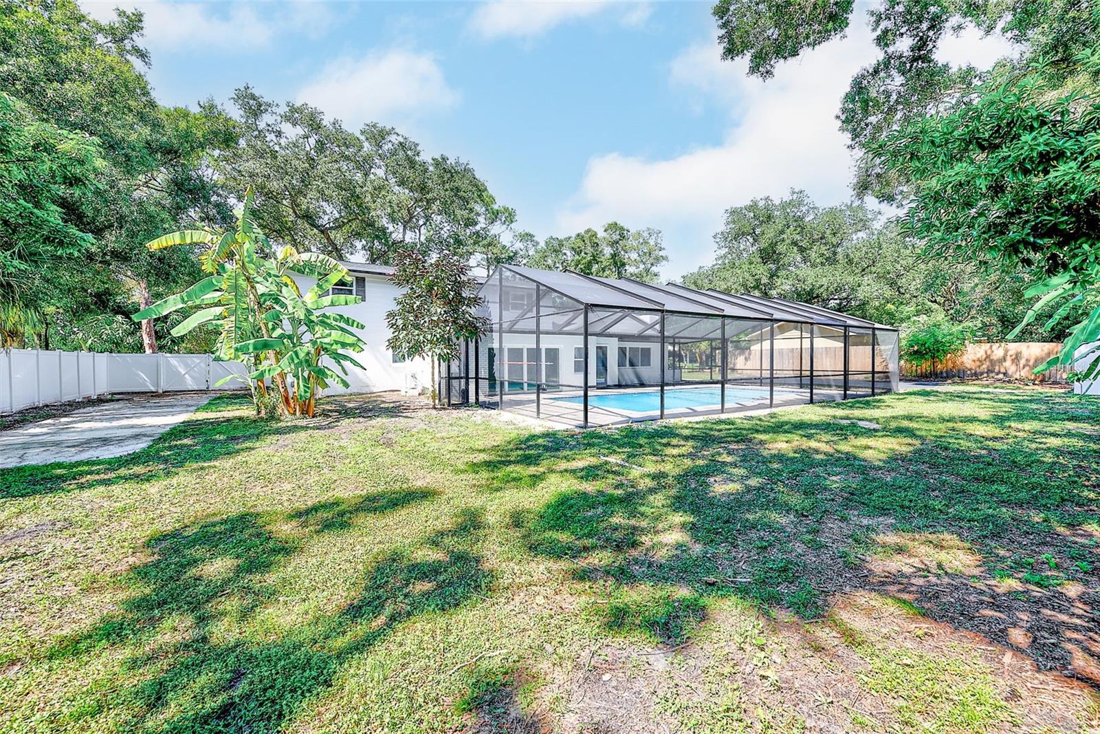 1595 OAK LANE, Clearwater, FL 33764