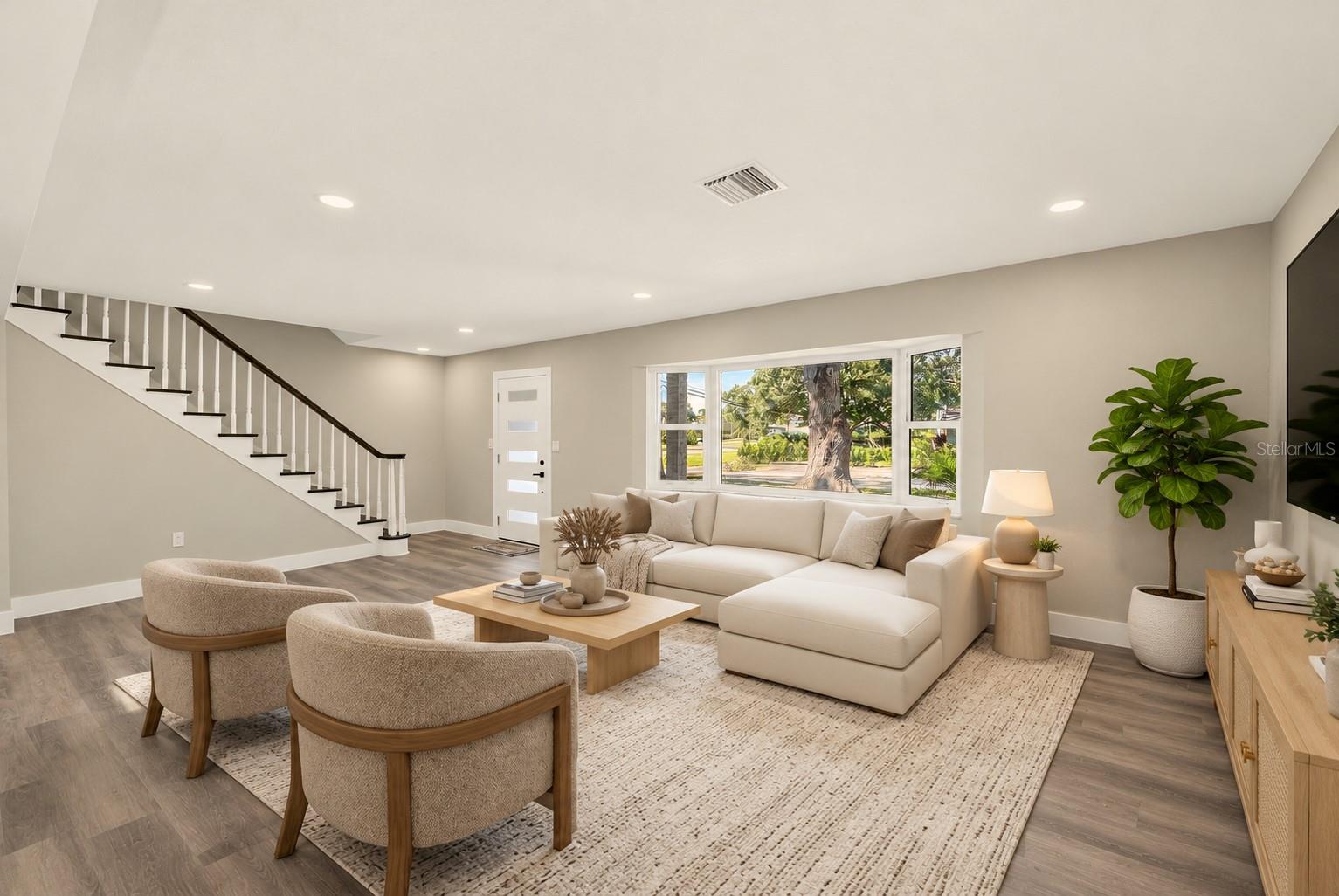 1595 OAK LANE, Clearwater, FL 33764