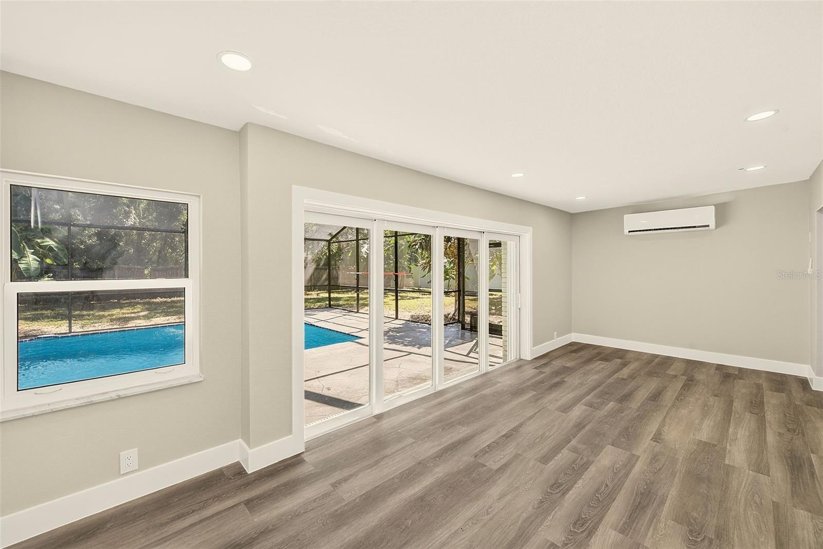1595 OAK LANE, Clearwater, FL 33764