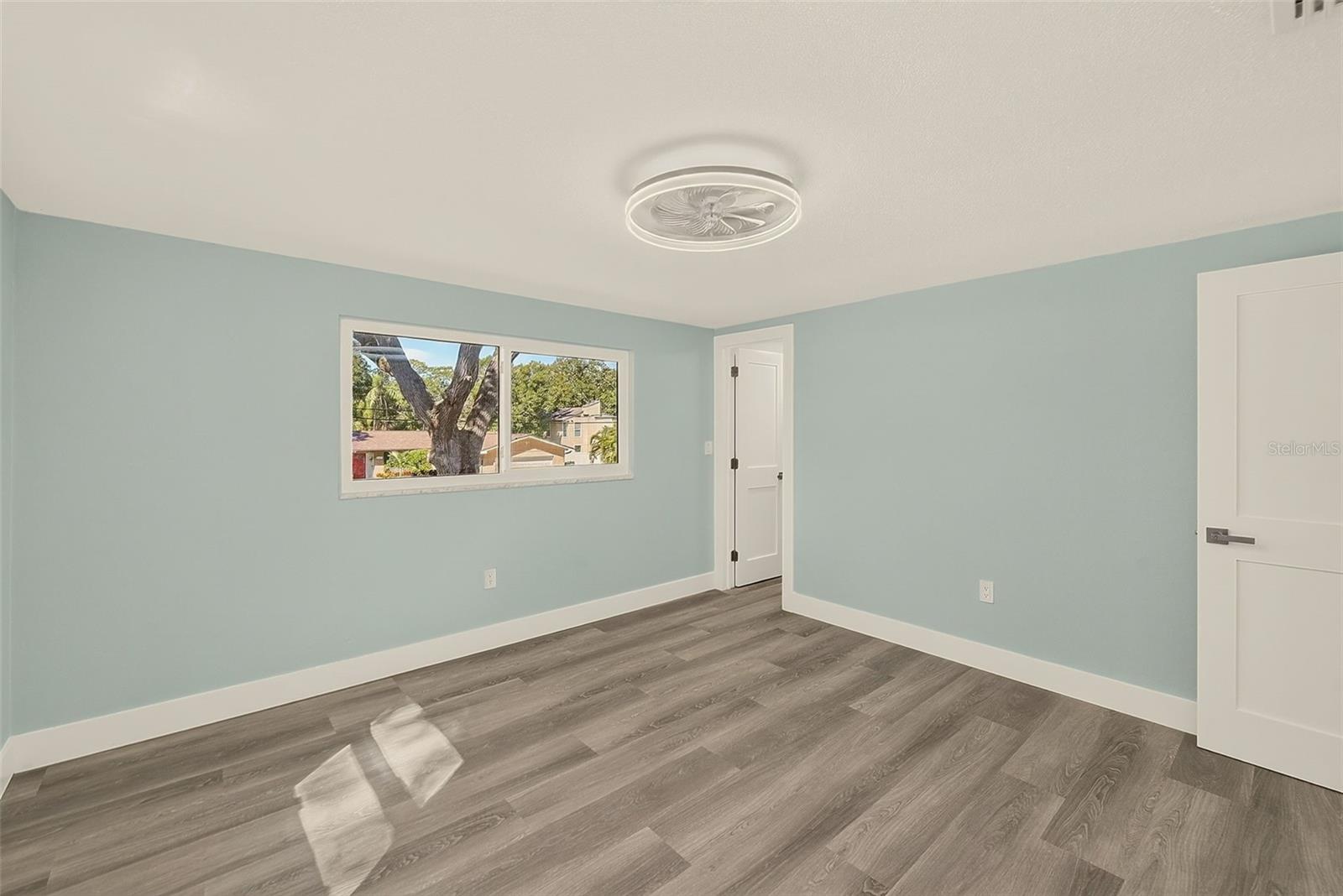 1595 OAK LANE, Clearwater, FL 33764