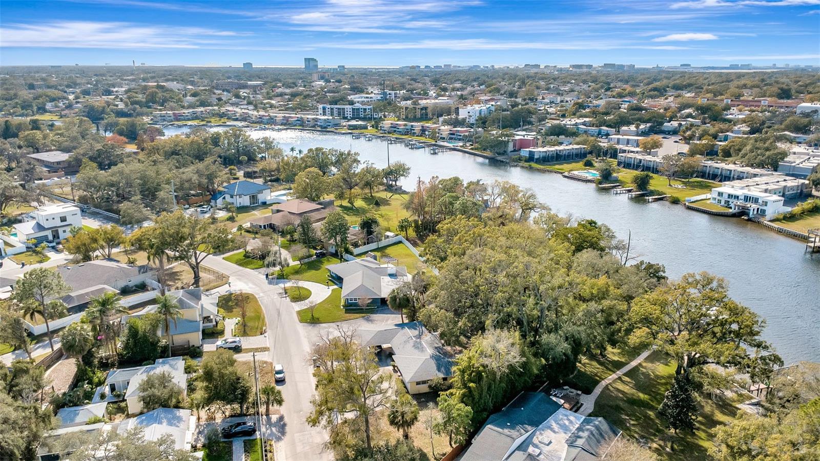 3306 N PERRY AVENUE, Tampa, FL 33603