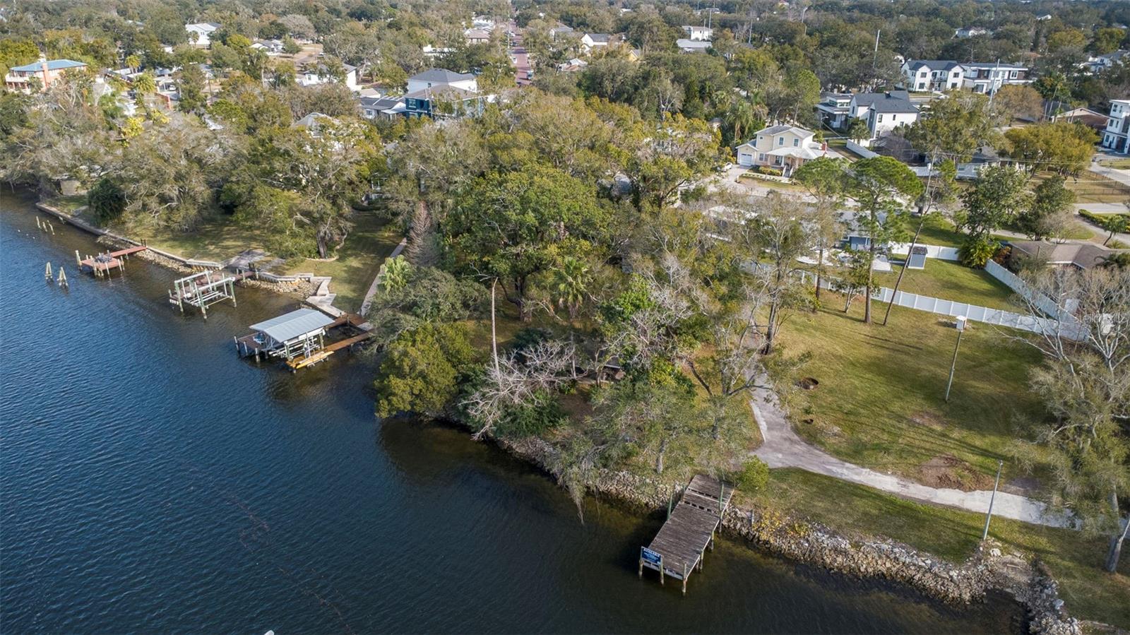 3304 N PERRY AVENUE, Tampa, FL 33603
