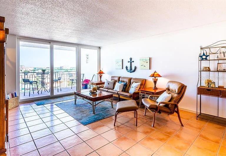 675 S GULFVIEW BOULEVARD, #805, Clearwater, FL 33767