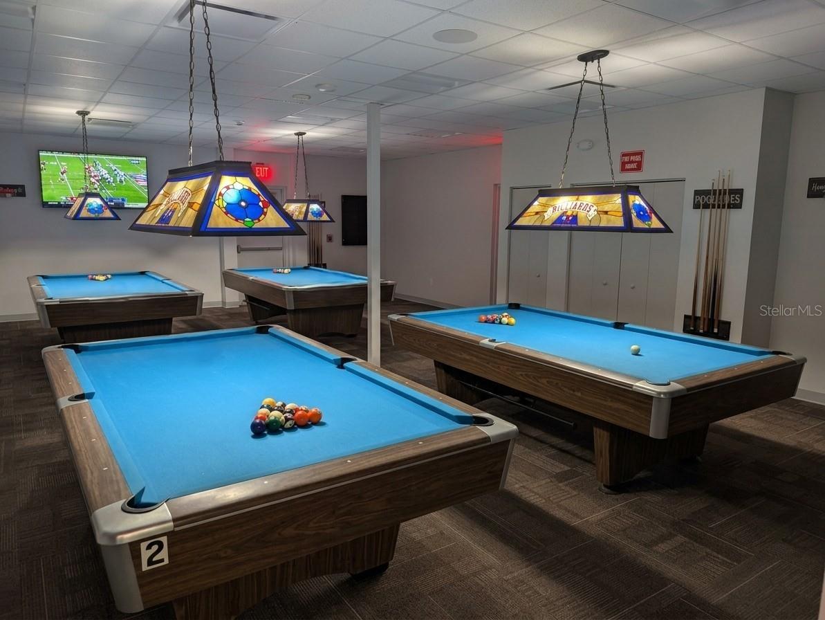 BILLARDS