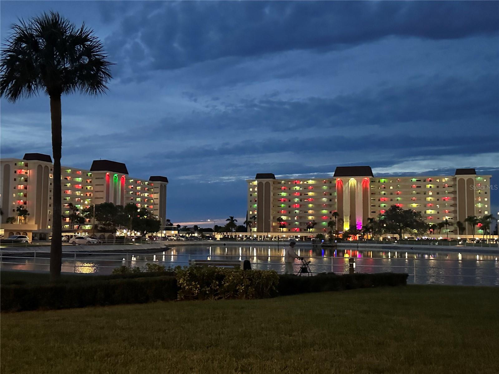 4725 COVE CIRCLE, #APT 609, St Petersburg, FL 33708