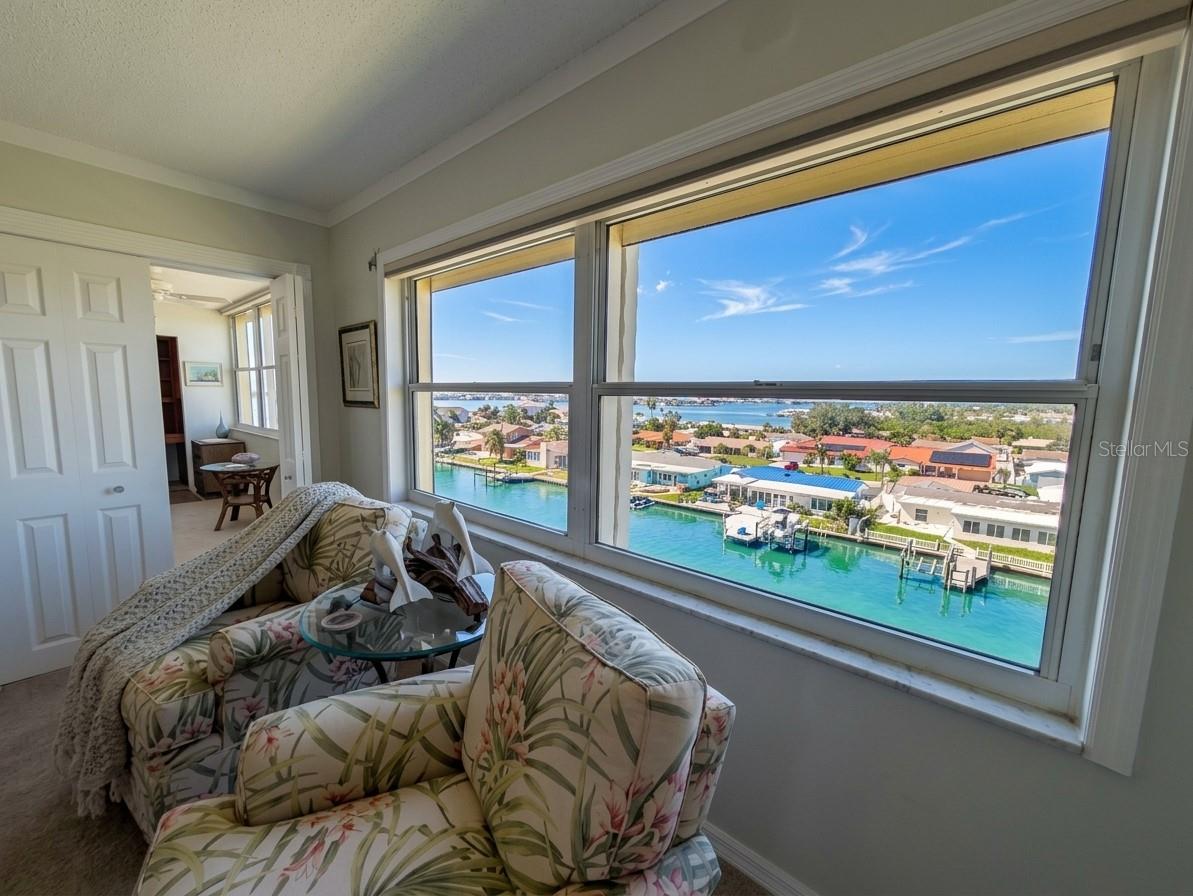 4725 COVE CIRCLE, #APT 609, St Petersburg, FL 33708 4725 COVE CIRCLE, #APT 609, St Petersburg, FL 33708
