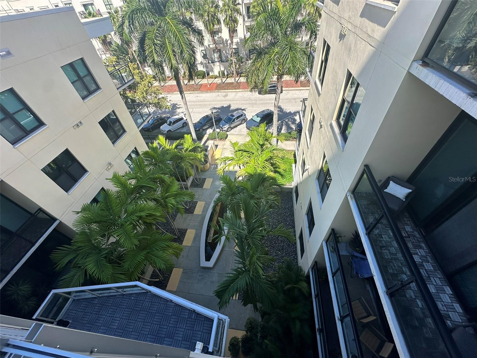 400 4TH AVENUE S, #1207, St Petersburg, FL 33701