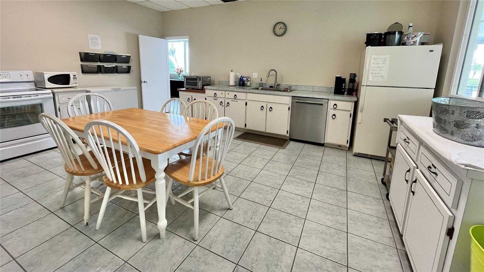 100 BLUFF VIEW DRIVE, #211A, Belleair Bluffs, FL 33770