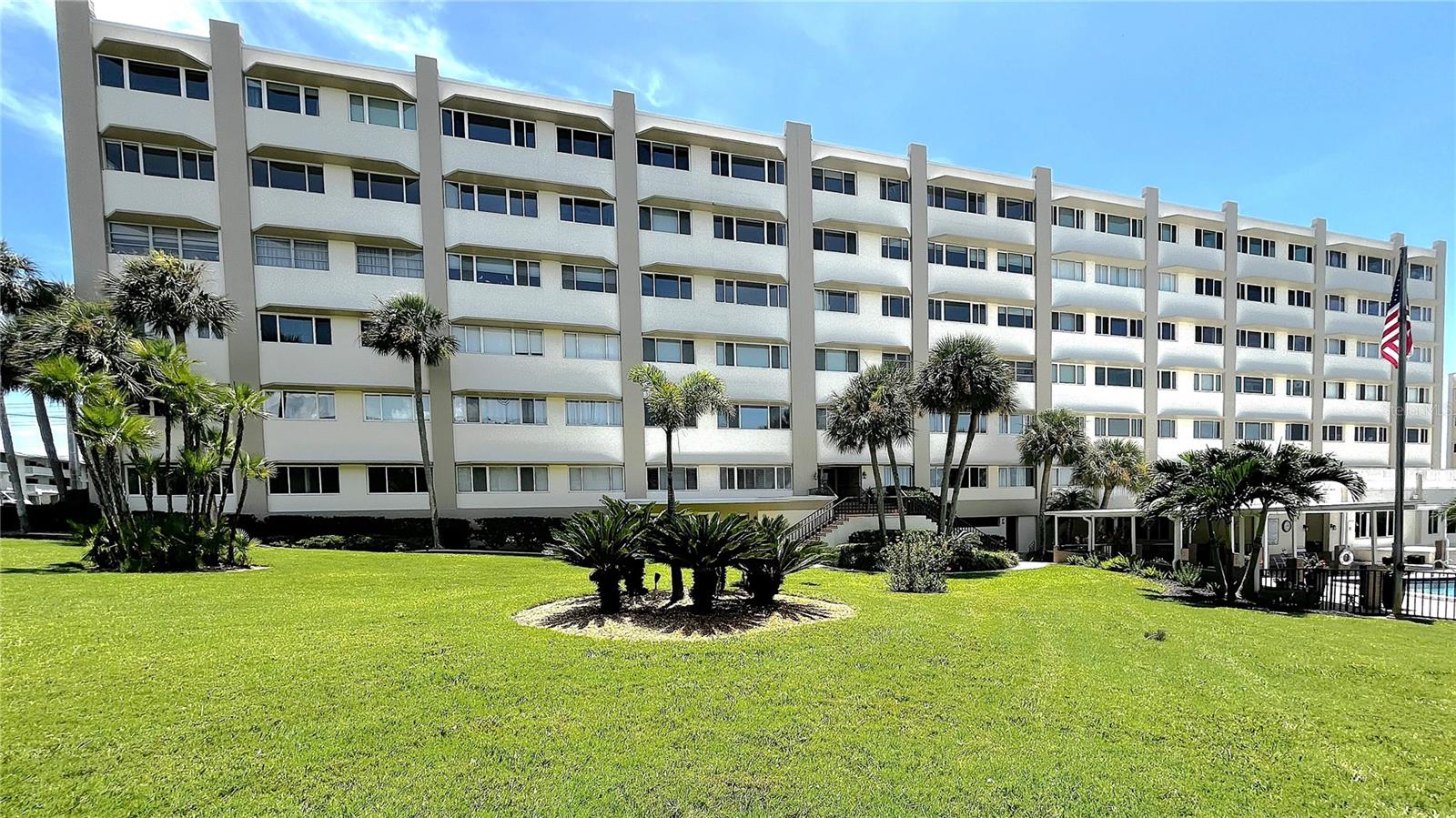 100 BLUFF VIEW DRIVE, #211A, Belleair Bluffs, FL 33770