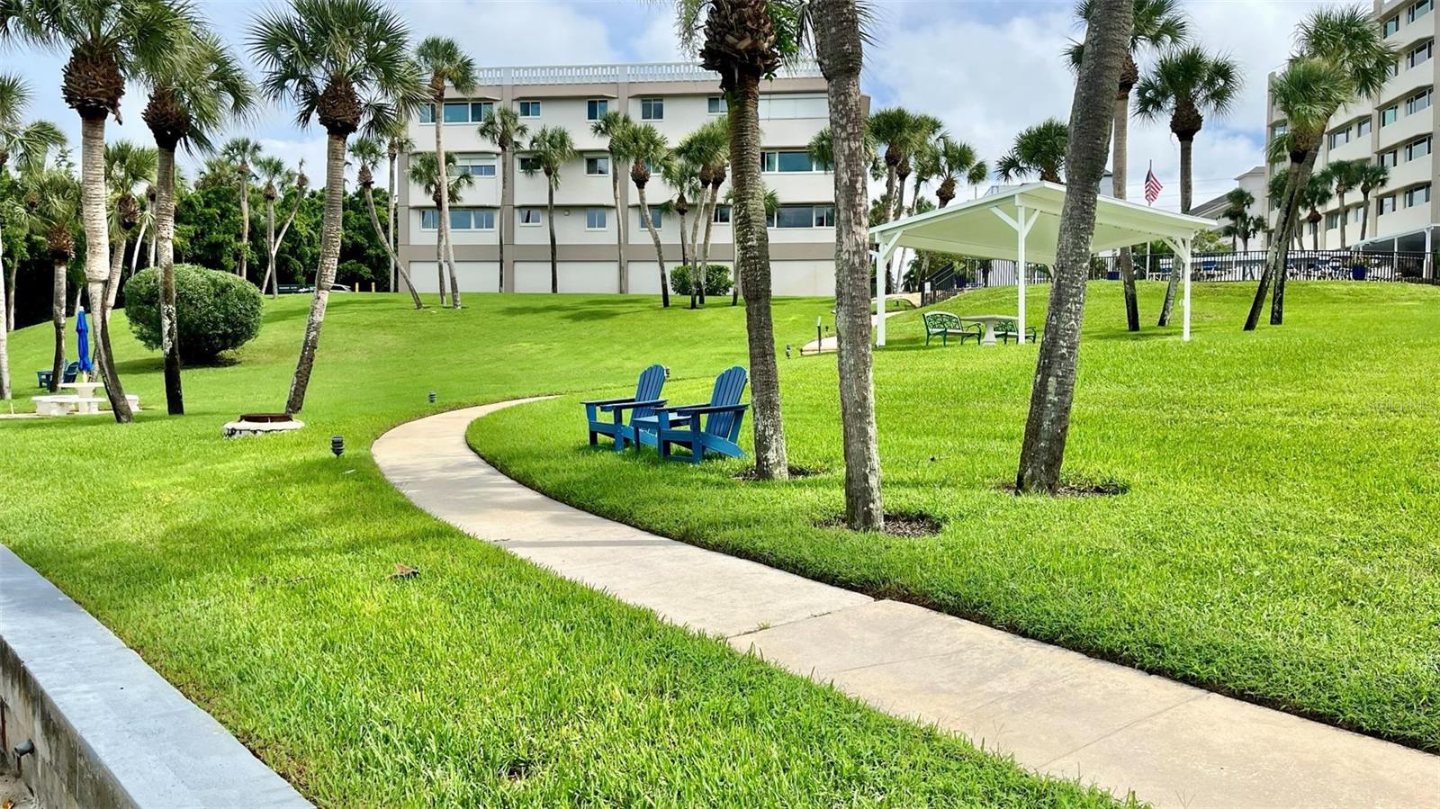 100 BLUFF VIEW DRIVE, #211A, Belleair Bluffs, FL 33770