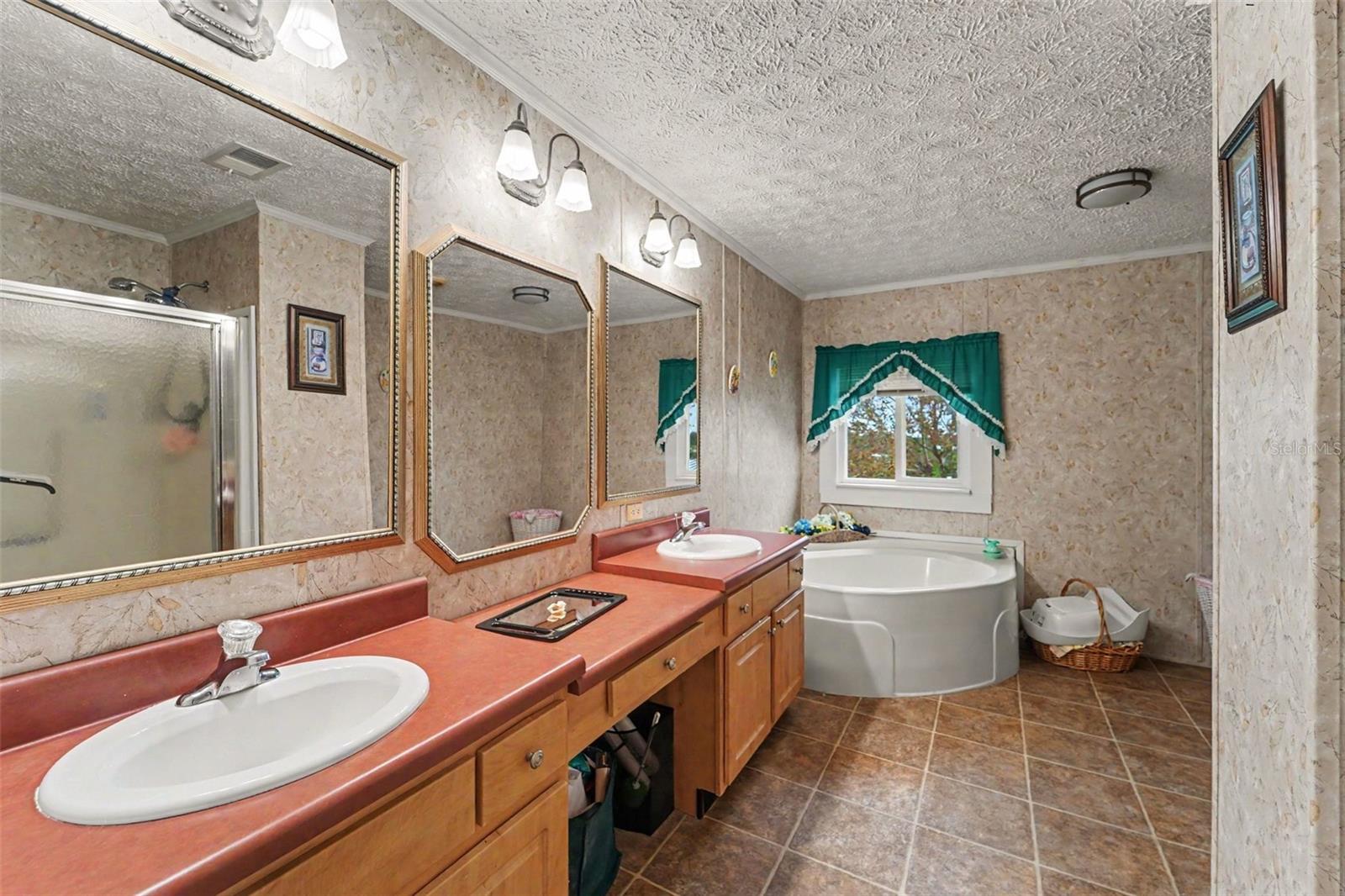 8043 TOWER STREET, Brooksville, FL 34613