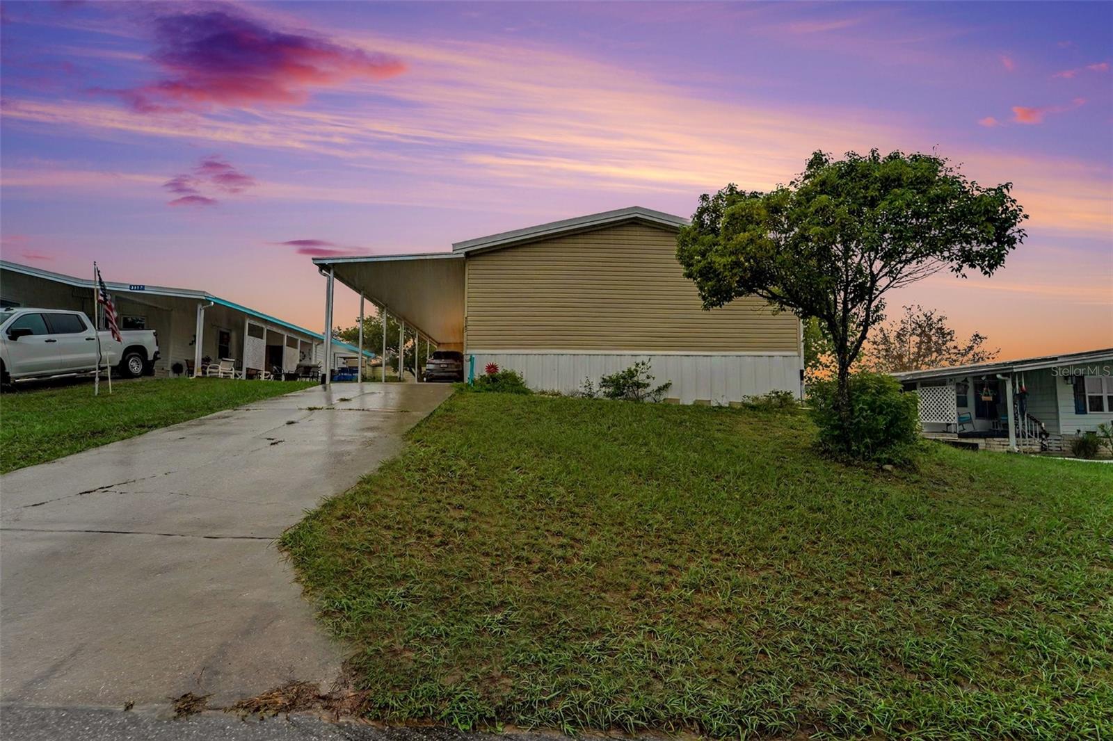 8043 TOWER STREET, Brooksville, FL 34613