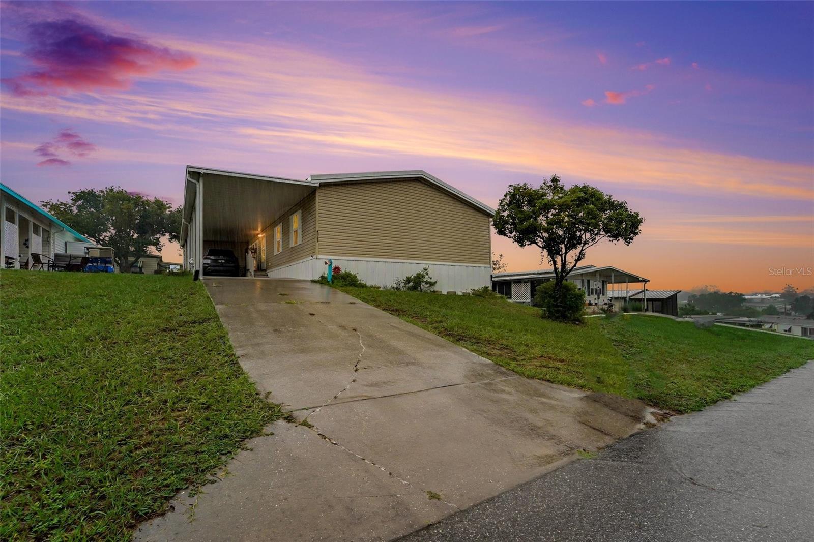 8043 TOWER STREET, Brooksville, FL 34613
