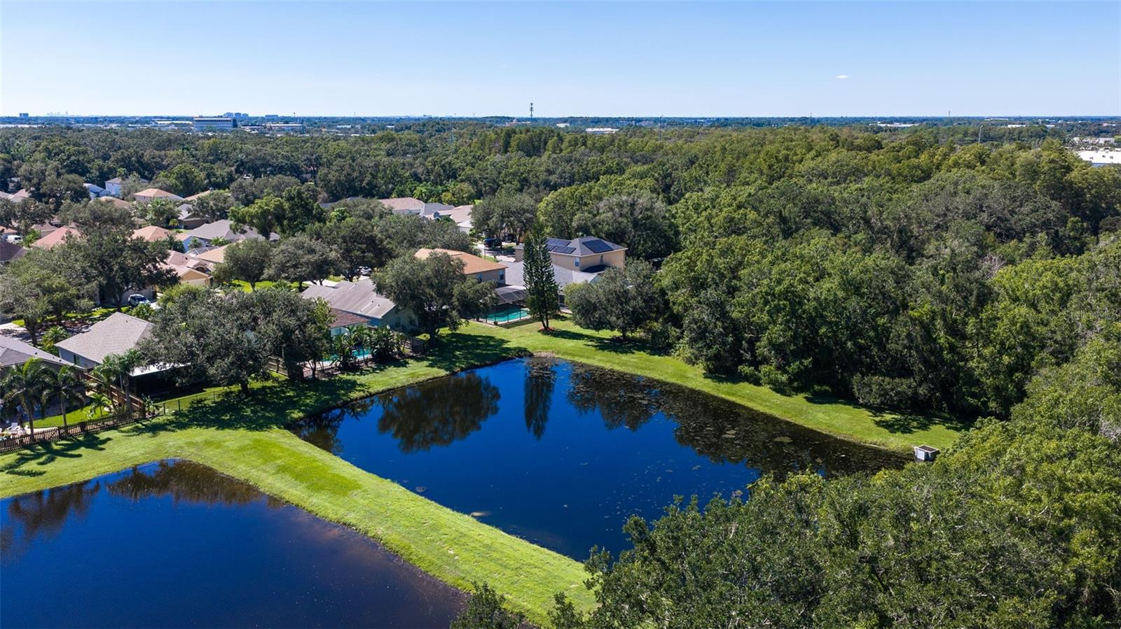 4758 WHISPERING WIND AVENUE, Tampa, FL 33614