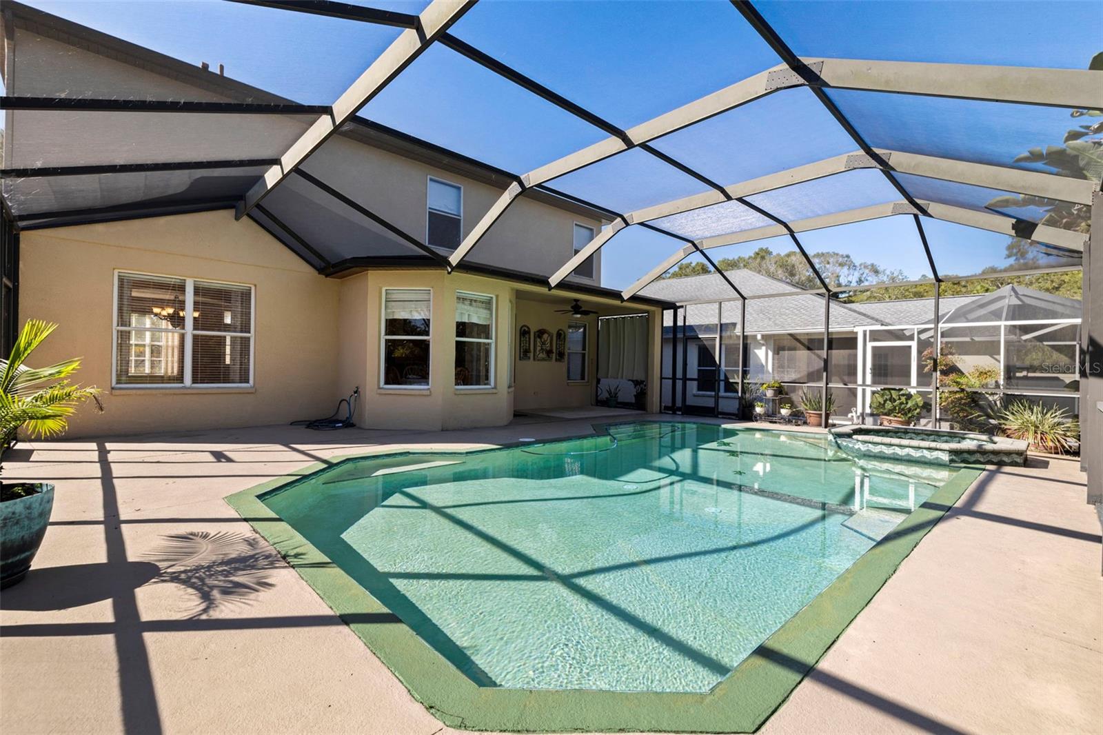 4758 WHISPERING WIND AVENUE, Tampa, FL 33614
