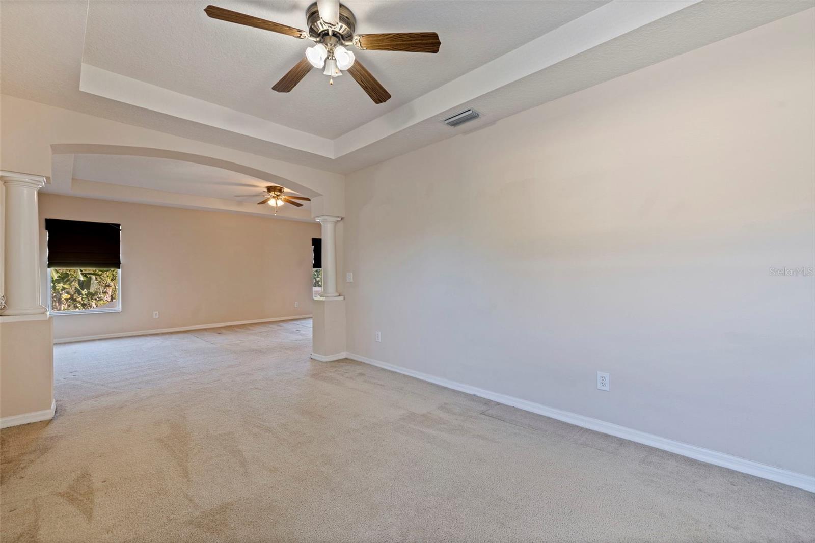 4758 WHISPERING WIND AVENUE, Tampa, FL 33614