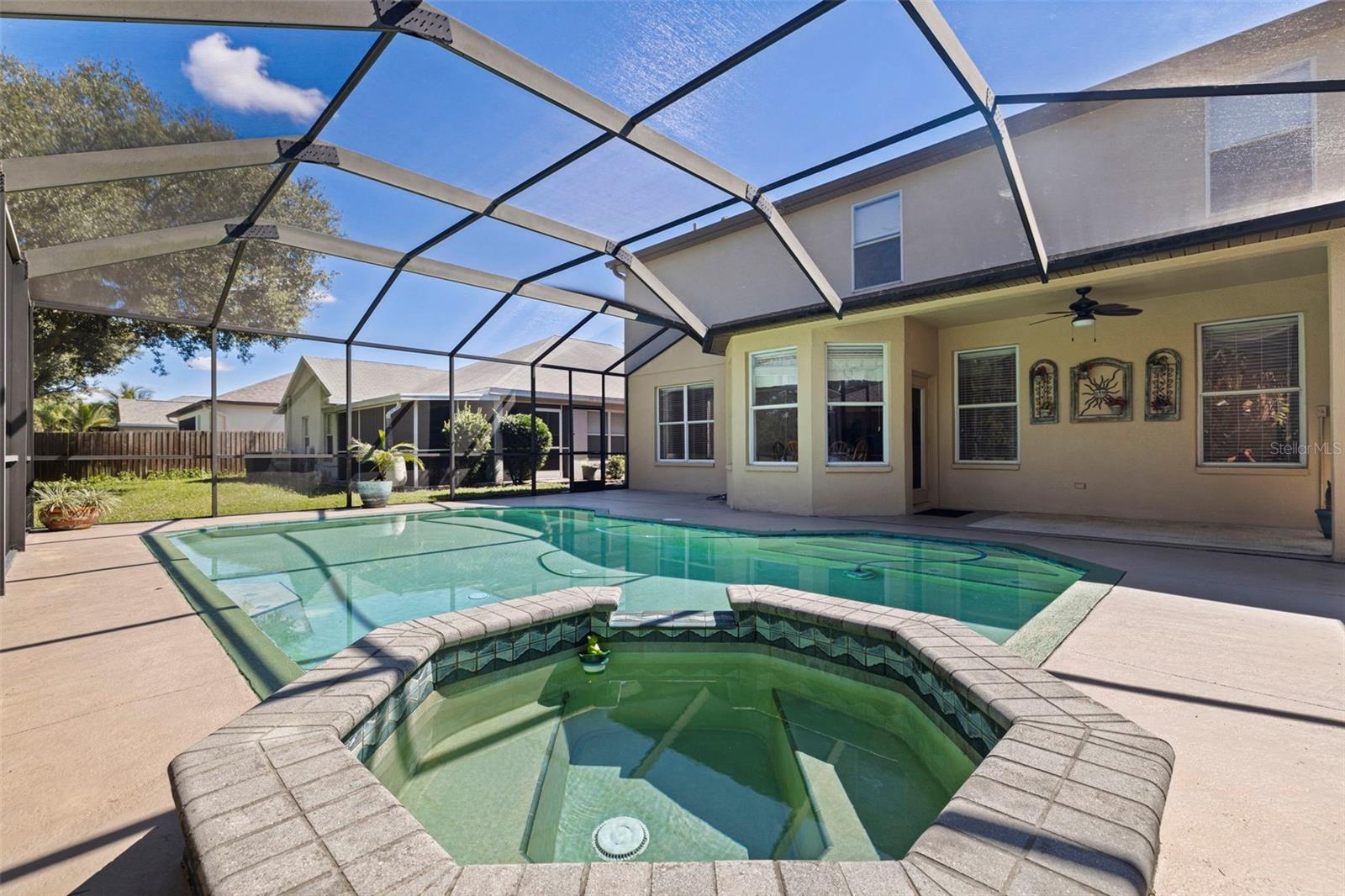 4758 WHISPERING WIND AVENUE, Tampa, FL 33614