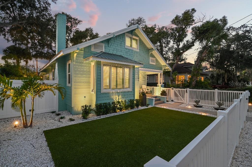 402 N ORANGE STREET, New Smyrna Beach, FL 32168
