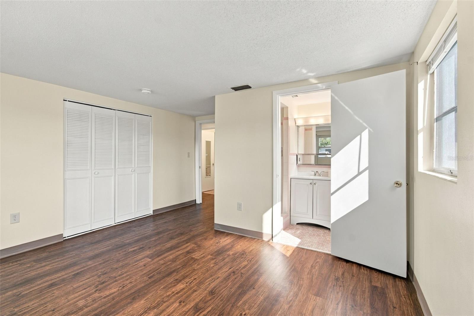 Primary & Ensuite