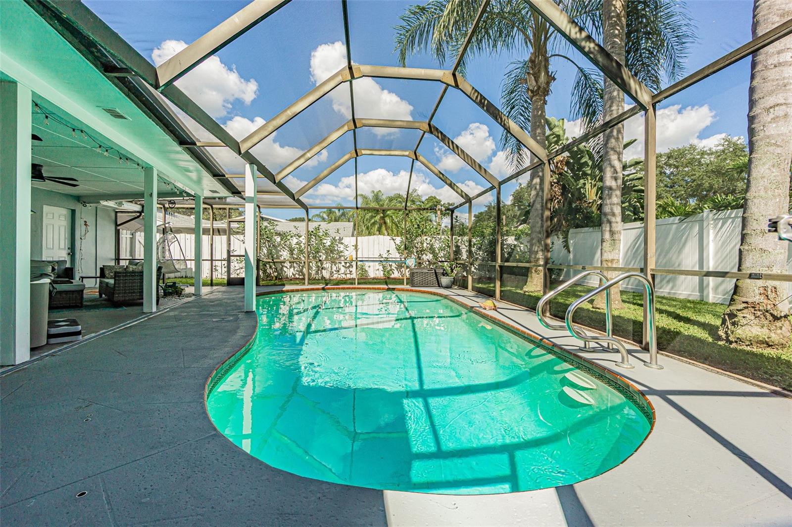1241 STONY BROOK LANE, Dunedin, FL 34698 1241 STONY BROOK LANE, Dunedin, FL 34698