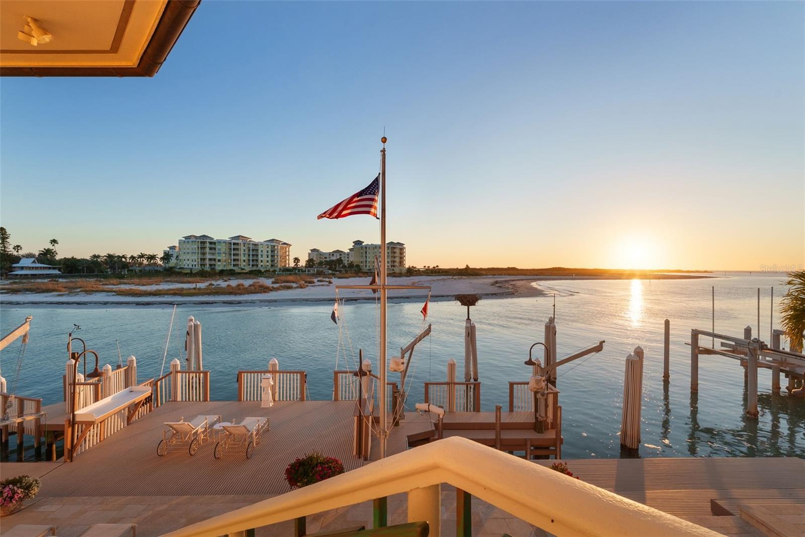 964 MONTE CRISTO BOULEVARD, Tierra Verde, FL 33715