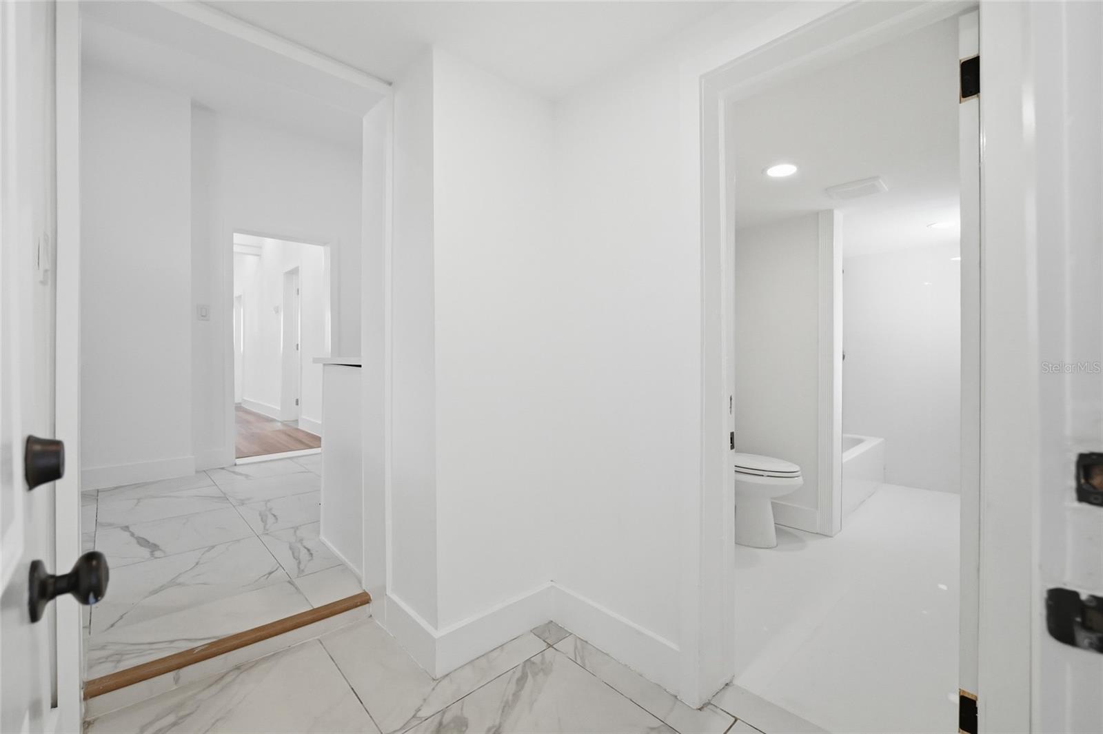 2120 W NASSAU STREET, Tampa, FL 33607