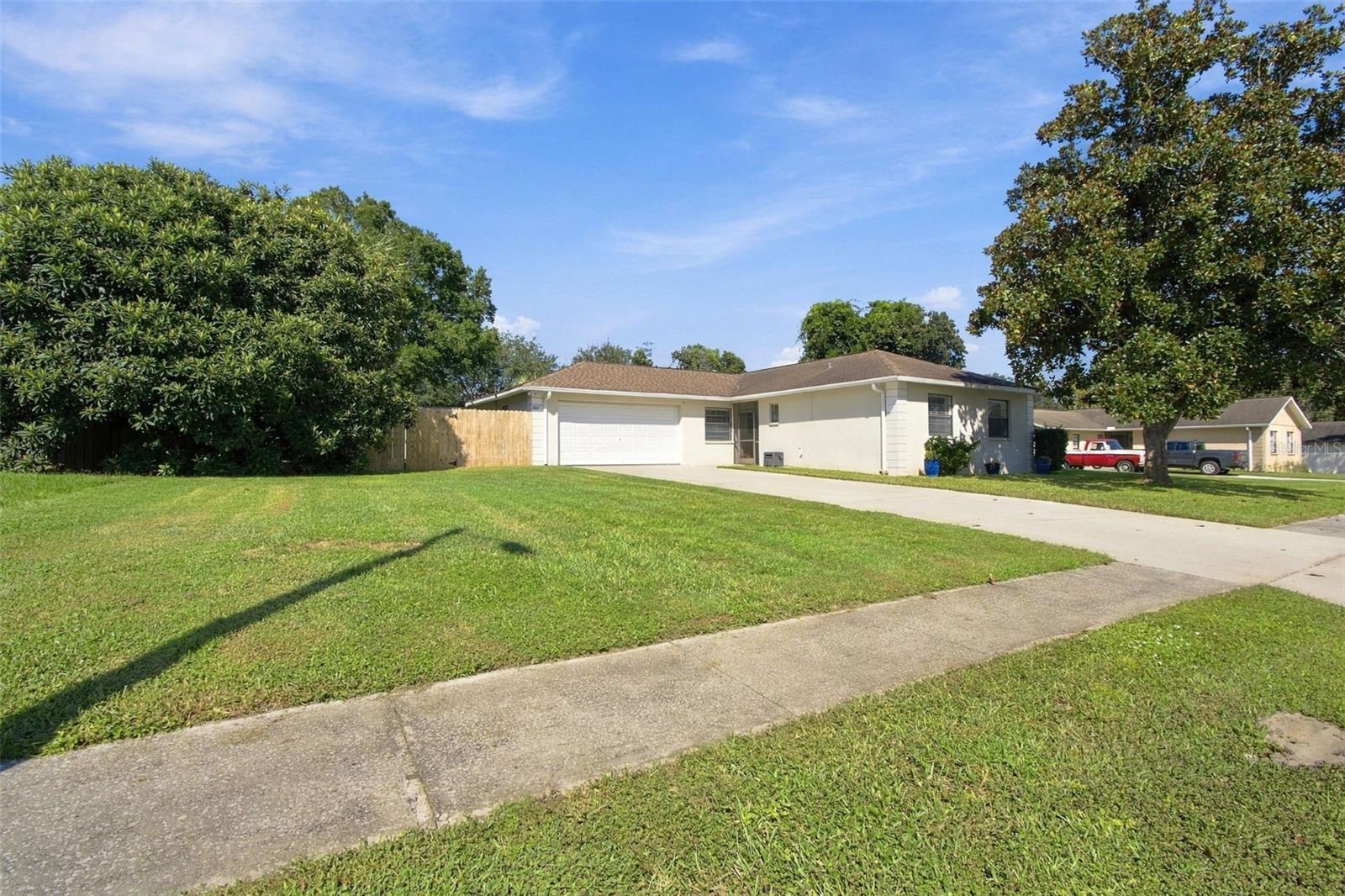 38611 FERM CIRCLE, Zephyrhills, FL 33540