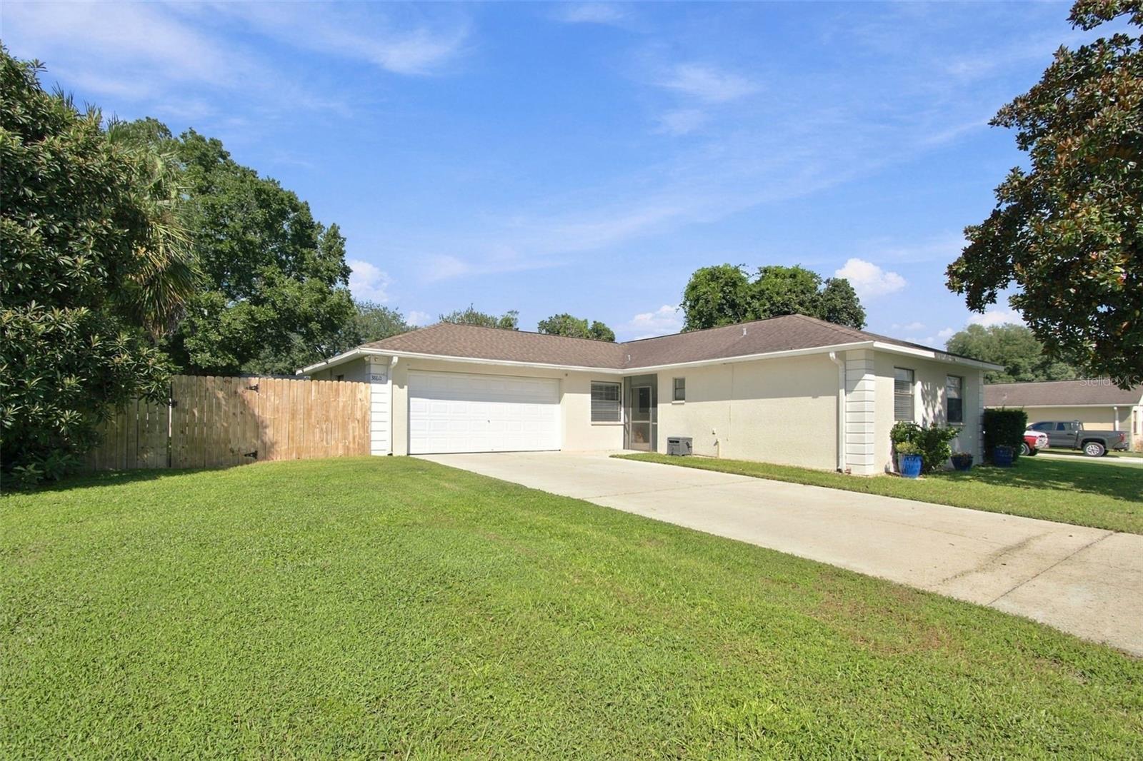 38611 FERM CIRCLE, Zephyrhills, FL 33540