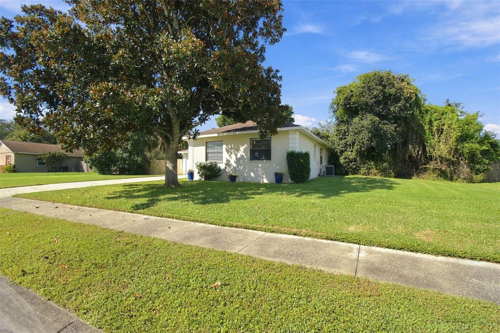 38611 FERM CIRCLE, Zephyrhills, FL 33540