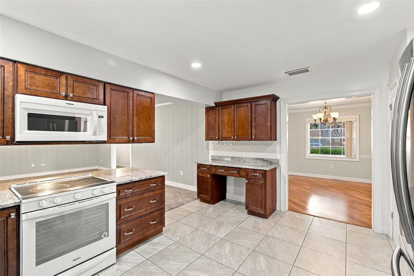 105 ASHBROOK DRIVE, Brandon, FL 33511