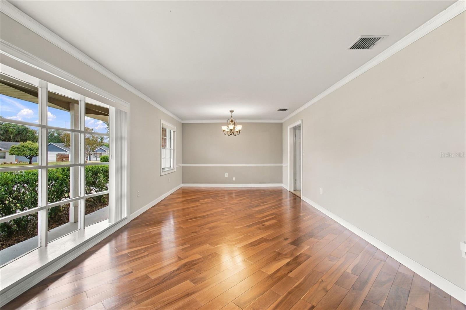 105 ASHBROOK DRIVE, Brandon, FL 33511