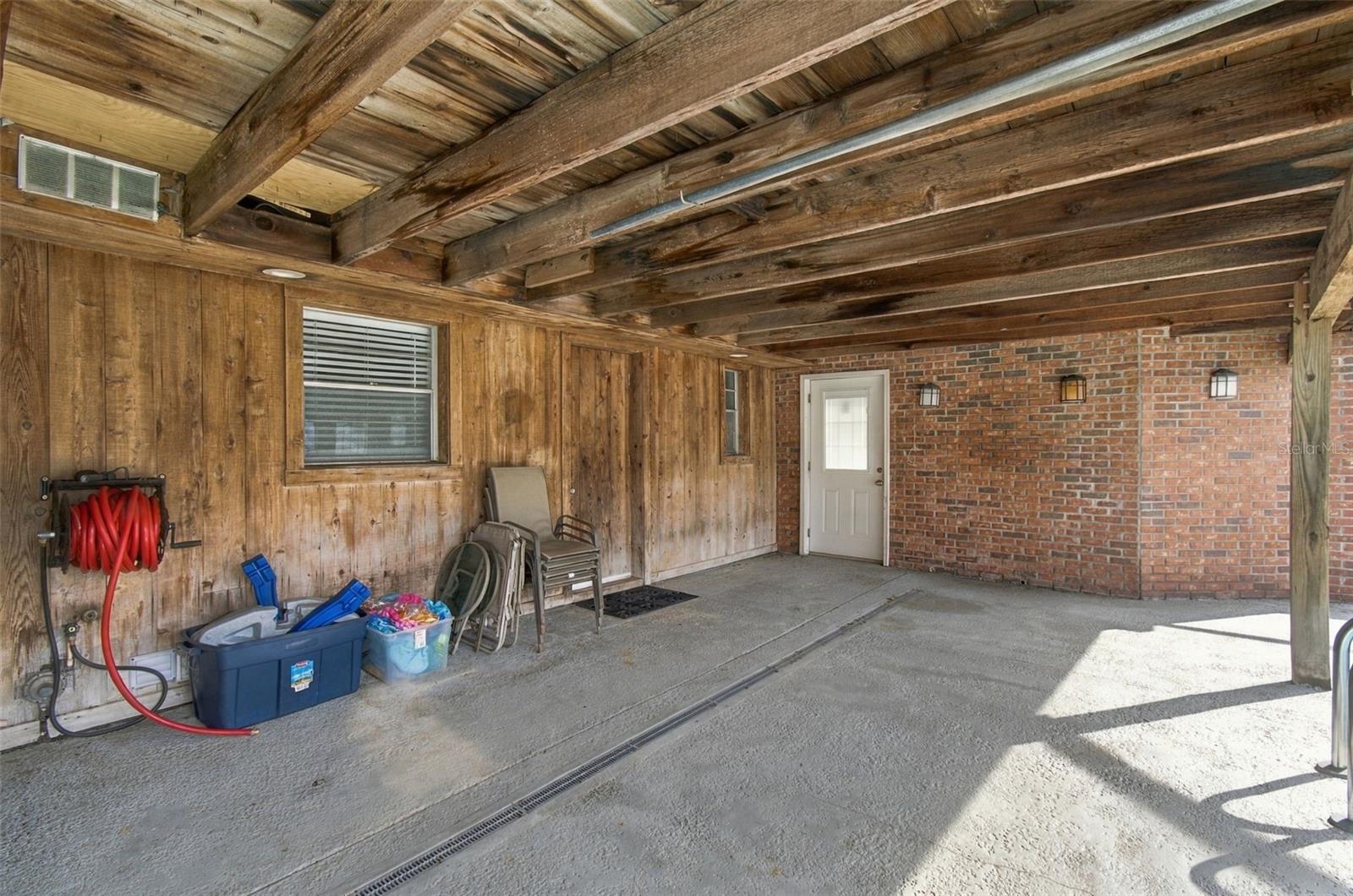 105 ASHBROOK DRIVE, Brandon, FL 33511