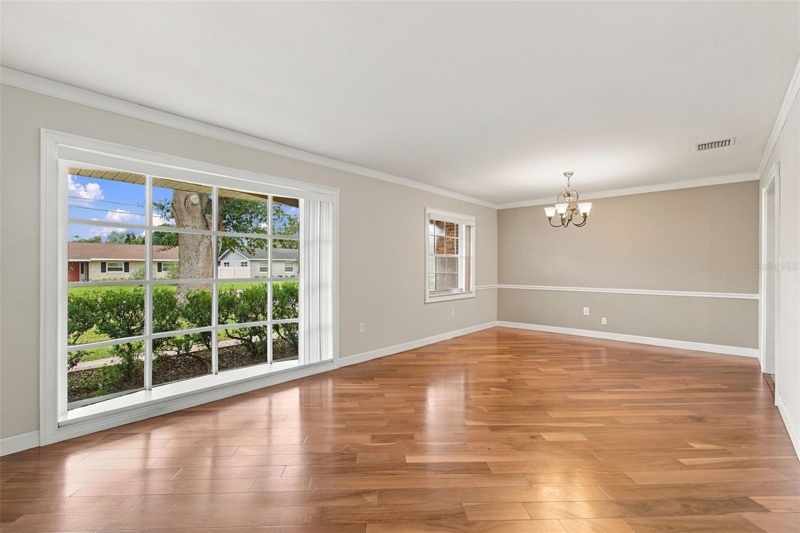 105 ASHBROOK DRIVE, Brandon, FL 33511