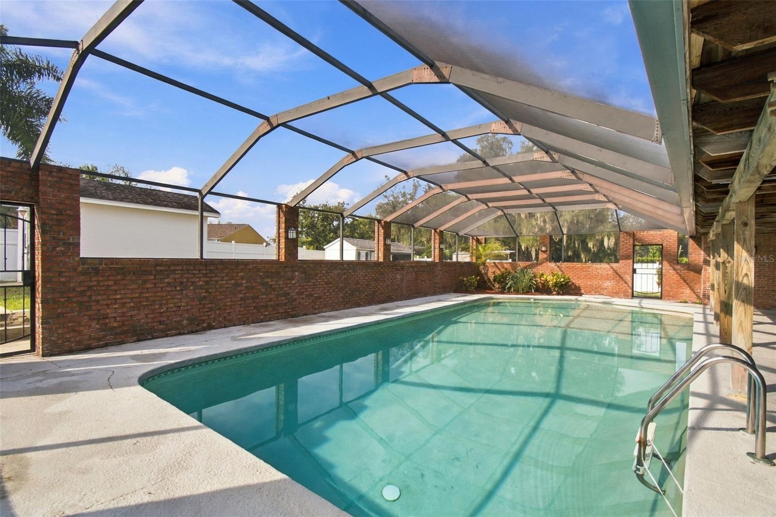 105 ASHBROOK DRIVE, Brandon, FL 33511