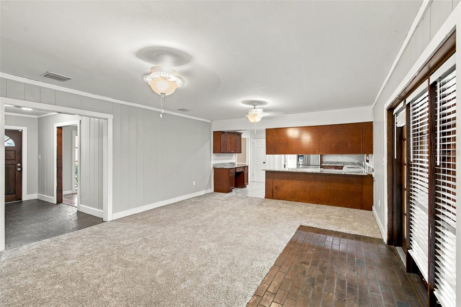 105 ASHBROOK DRIVE, Brandon, FL 33511