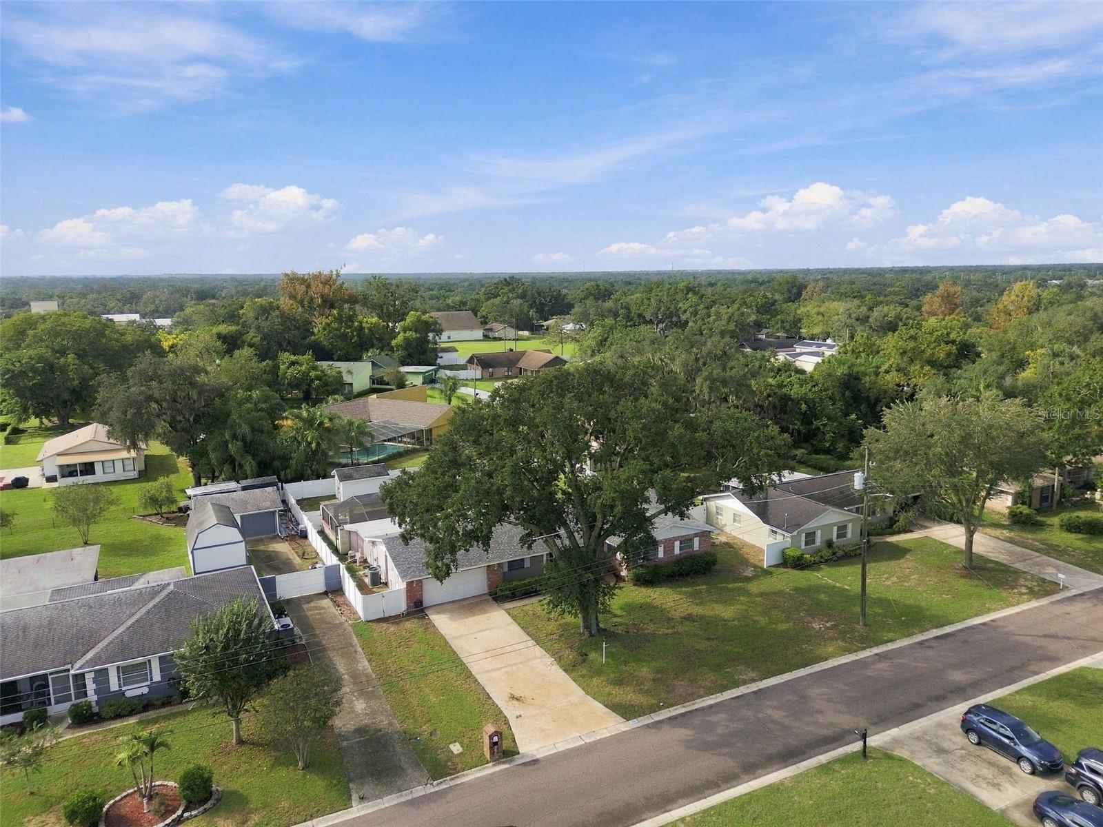 105 ASHBROOK DRIVE, Brandon, FL 33511