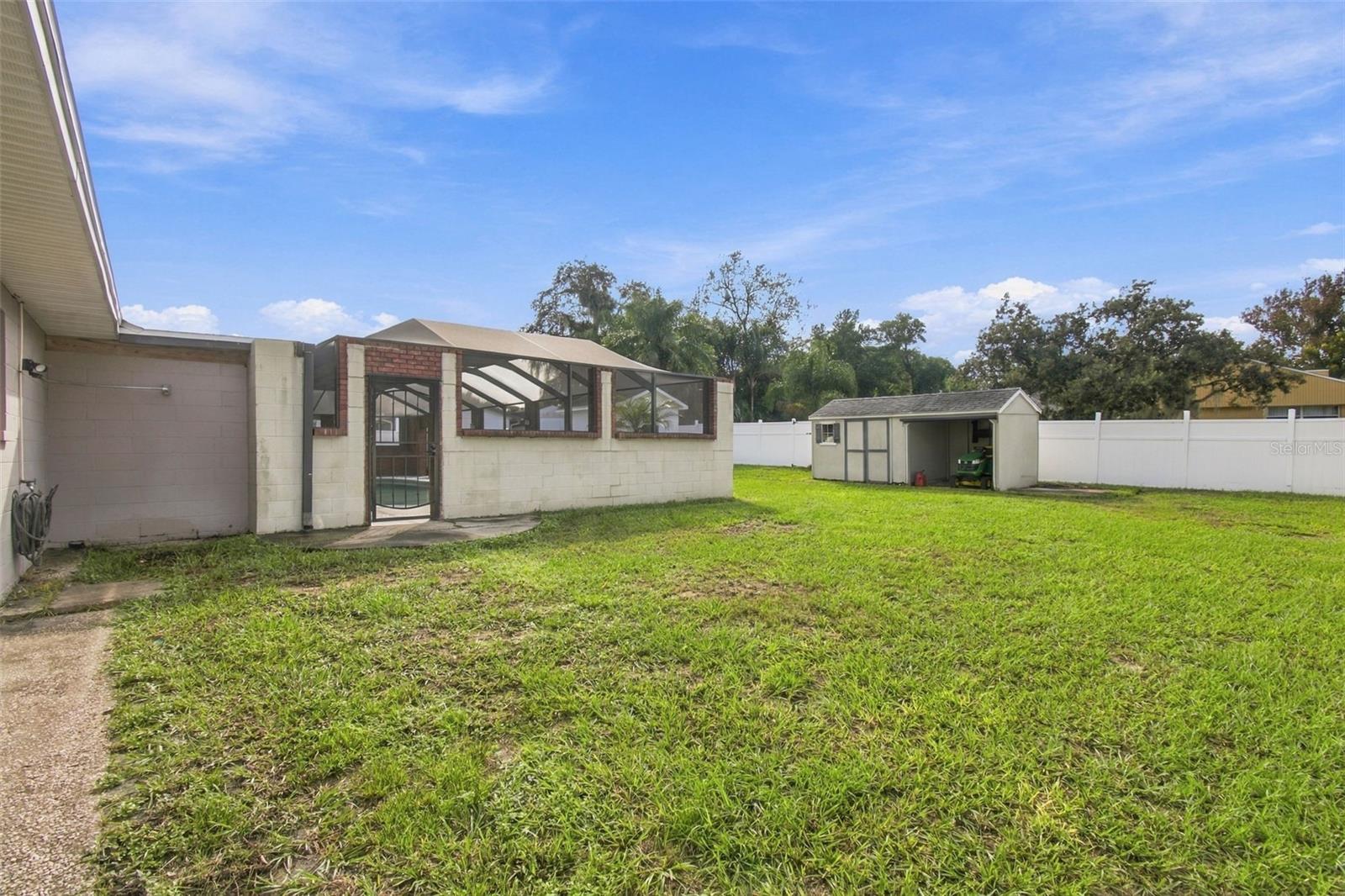 105 ASHBROOK DRIVE, Brandon, FL 33511