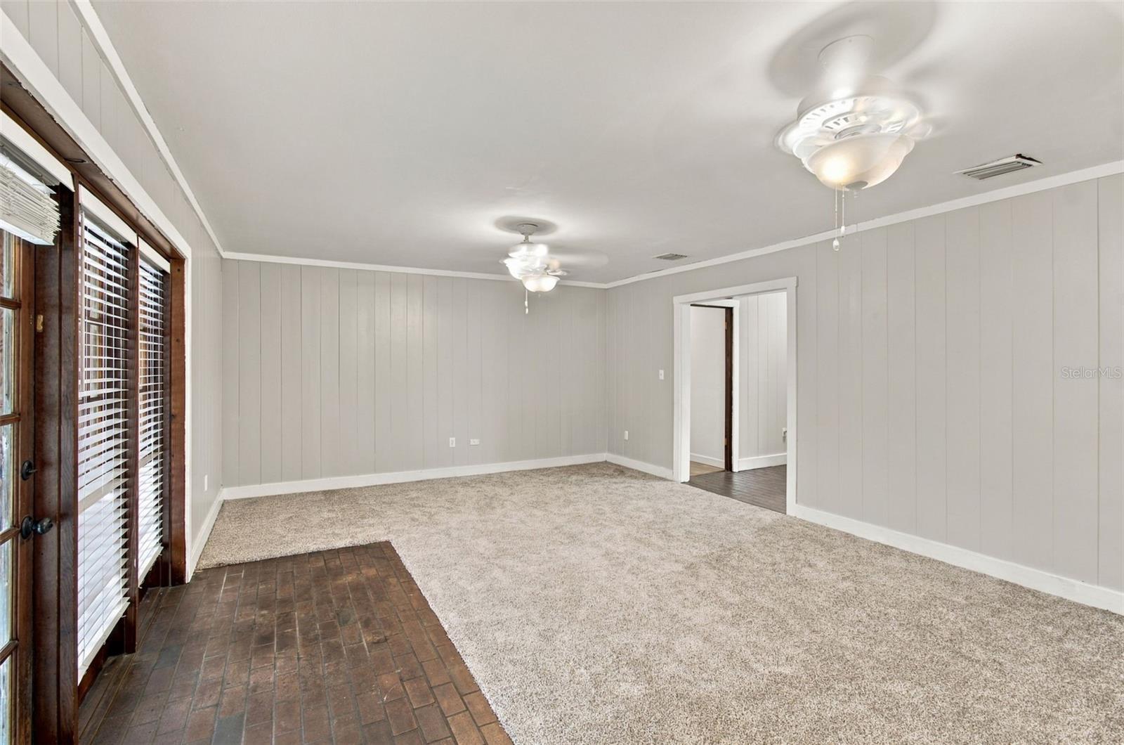 105 ASHBROOK DRIVE, Brandon, FL 33511