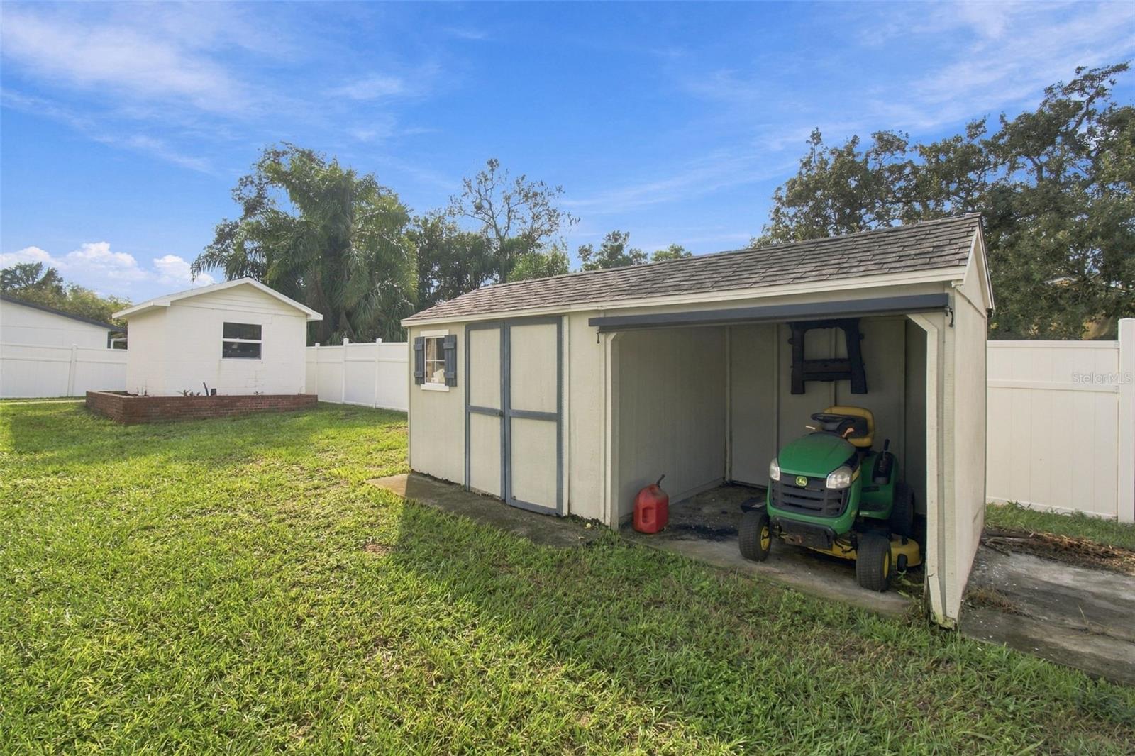 105 ASHBROOK DRIVE, Brandon, FL 33511