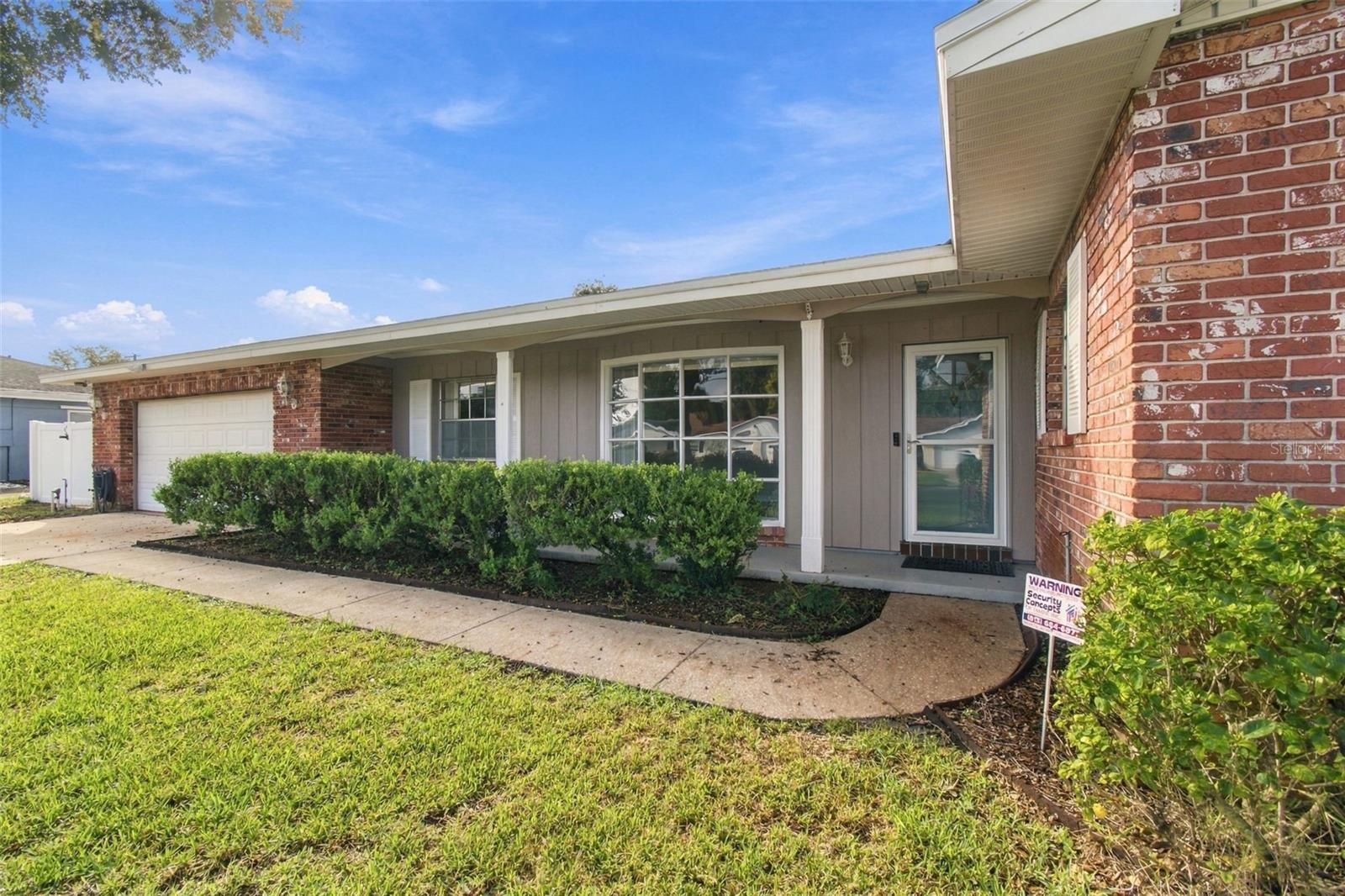 105 ASHBROOK DRIVE, Brandon, FL 33511