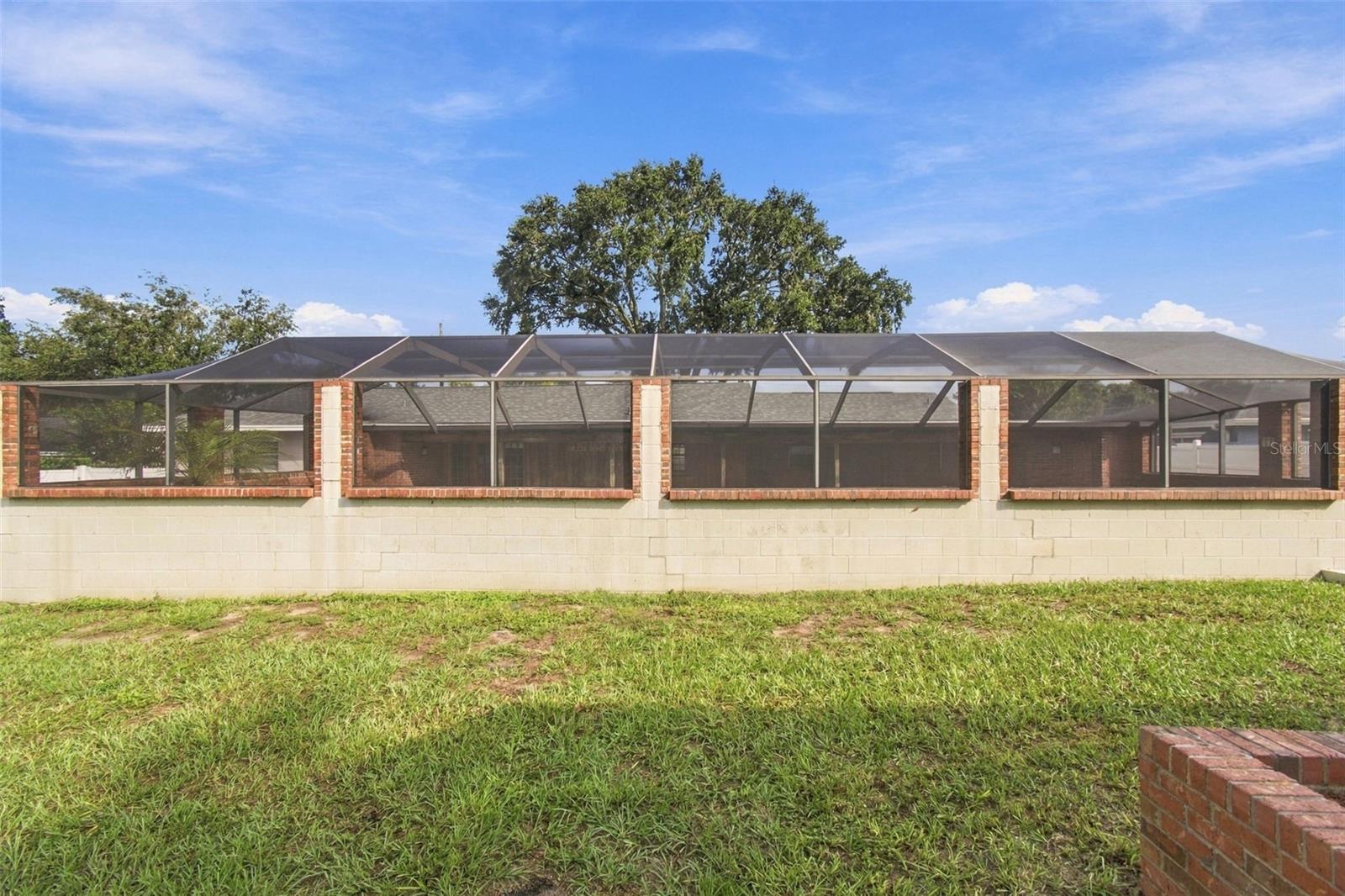 105 ASHBROOK DRIVE, Brandon, FL 33511