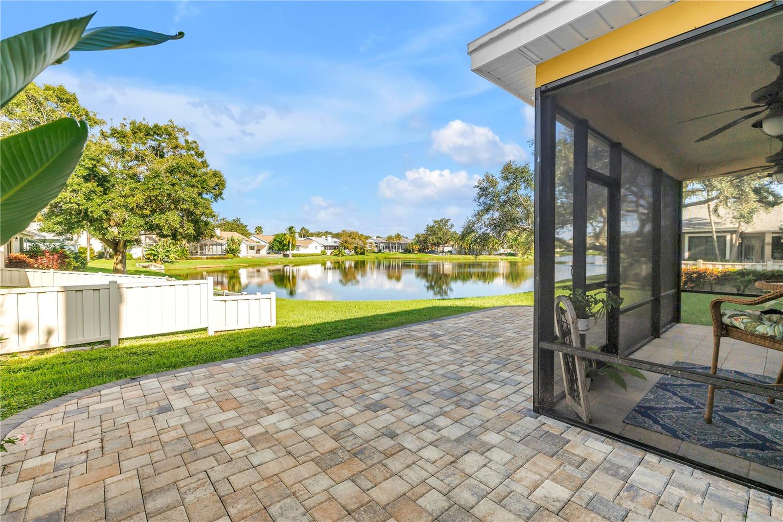 868 GLADES COURT NE, St Petersburg, FL 33702