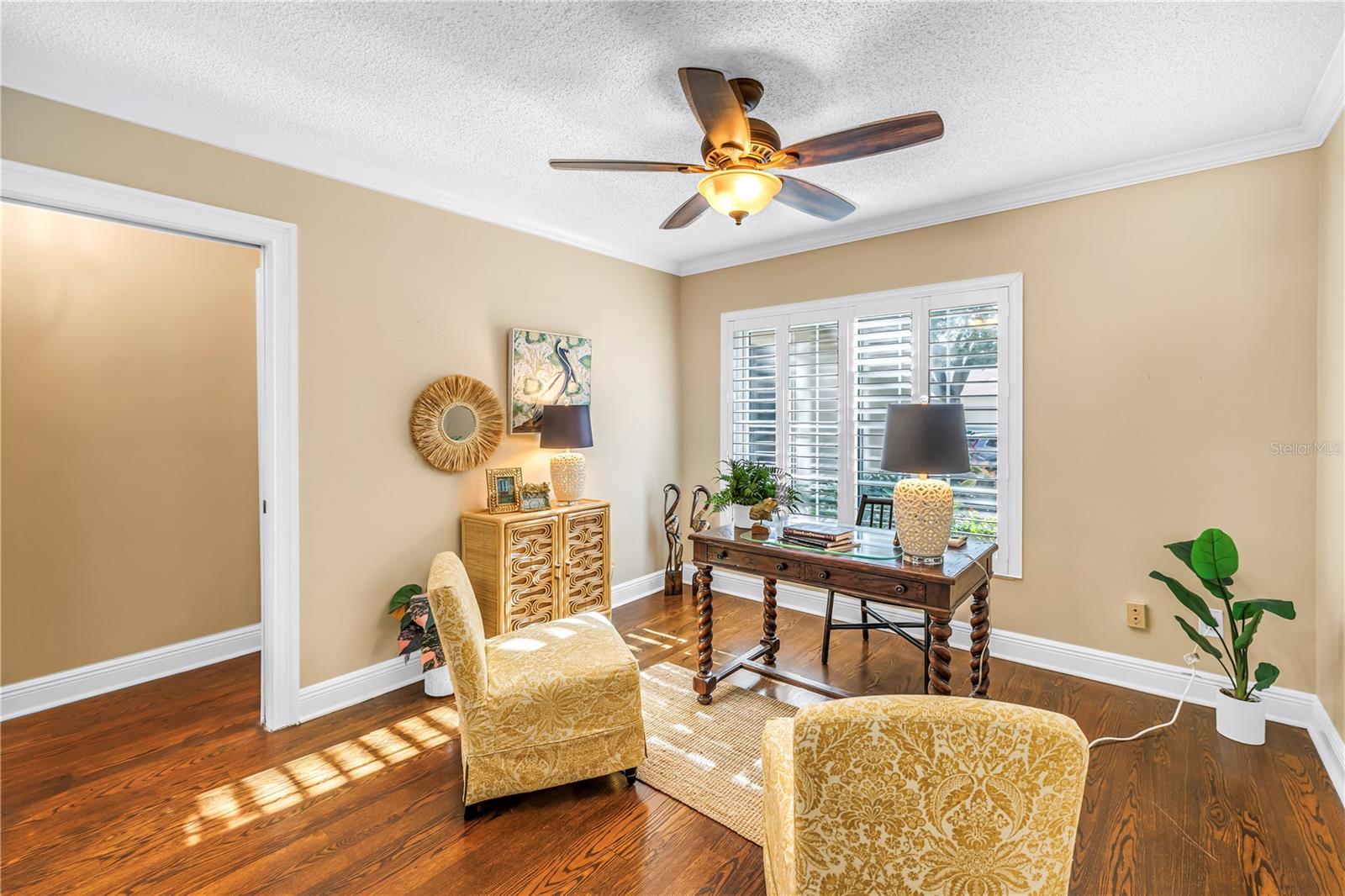 868 GLADES COURT NE, St Petersburg, FL 33702