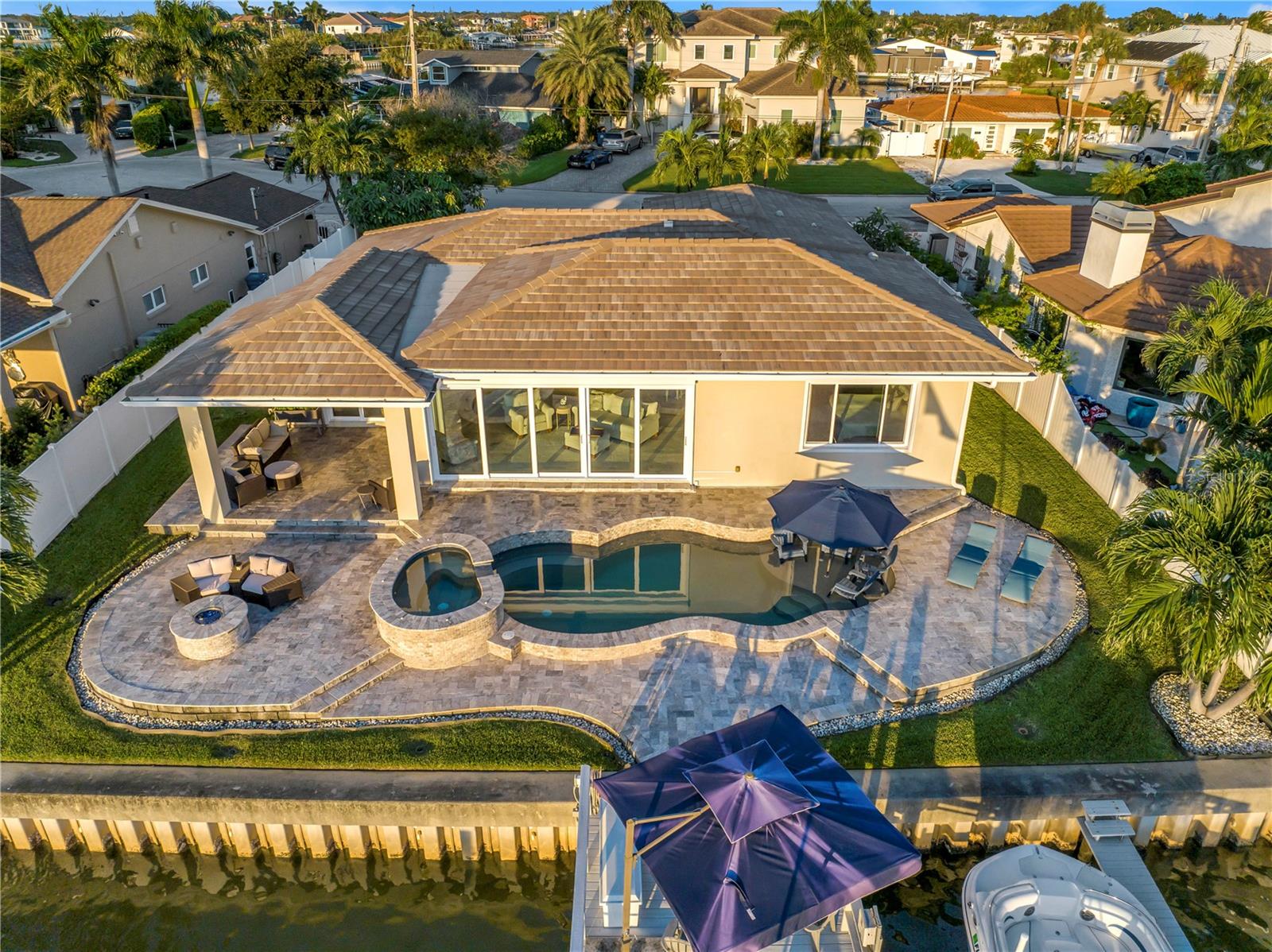 7982 11TH AVENUE S, St Petersburg, FL 33707